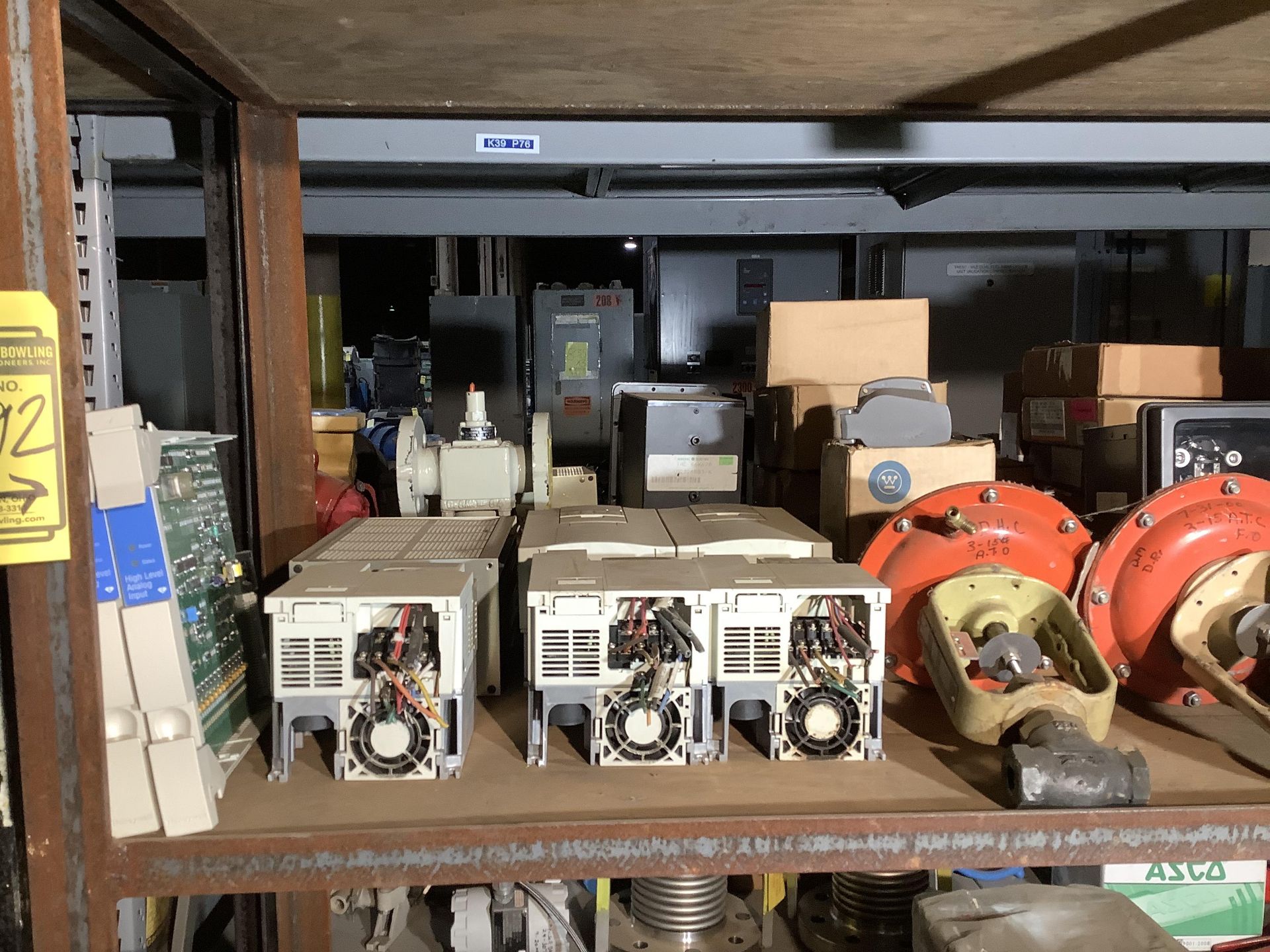 SHELVES OF MISCELLANEOUS MRO, VALVES, ELECTRICAL, ETC - Image 2 of 4