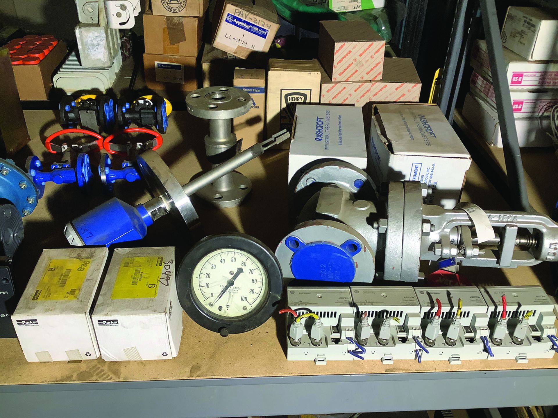 SHELVES OF MISCELLANEOUS MRO, VALVES, ELECTRICAL, ETC. - Image 4 of 4