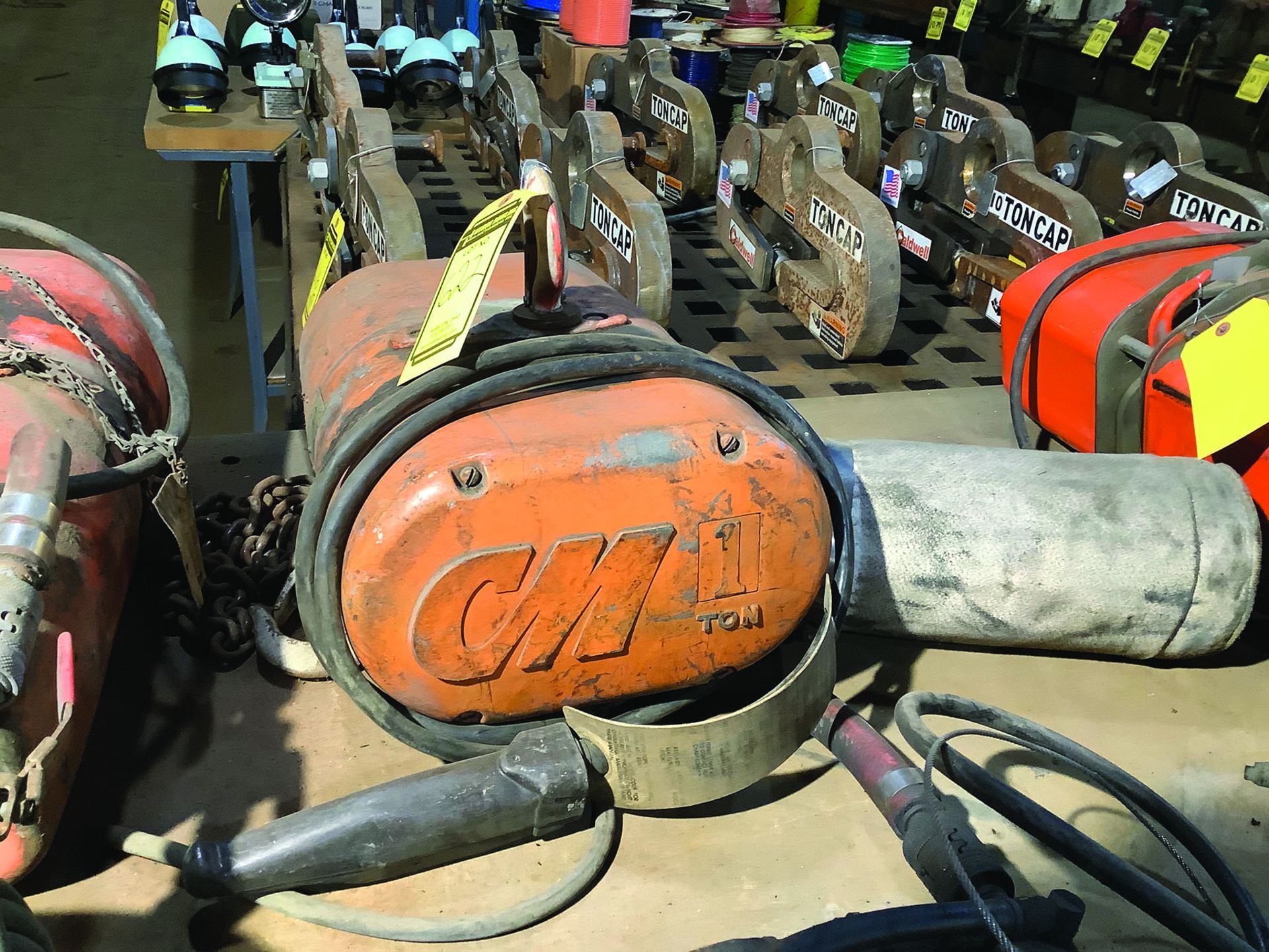 CM 1 TON ELECTRIC CHAIN HOIST