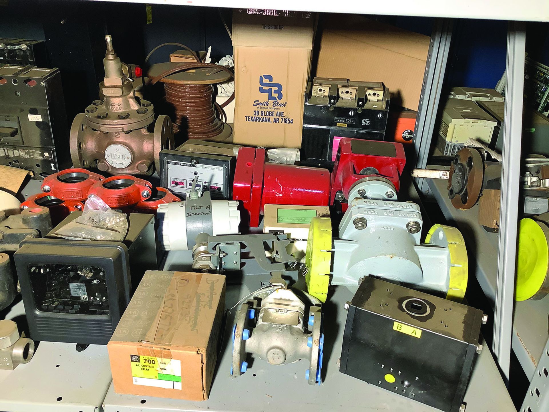 SHELVES OF MISCELLANEOUS MRO, VALVES, ELECTRICAL, ETC. - Image 4 of 4