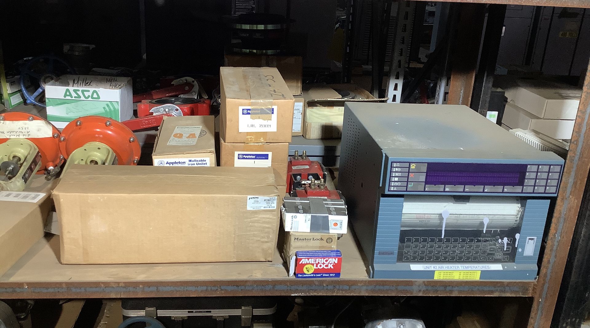 SHELVES OF MISCELLANEOUS MRO, VALVES, ELECTRICAL, ETC - Image 4 of 4