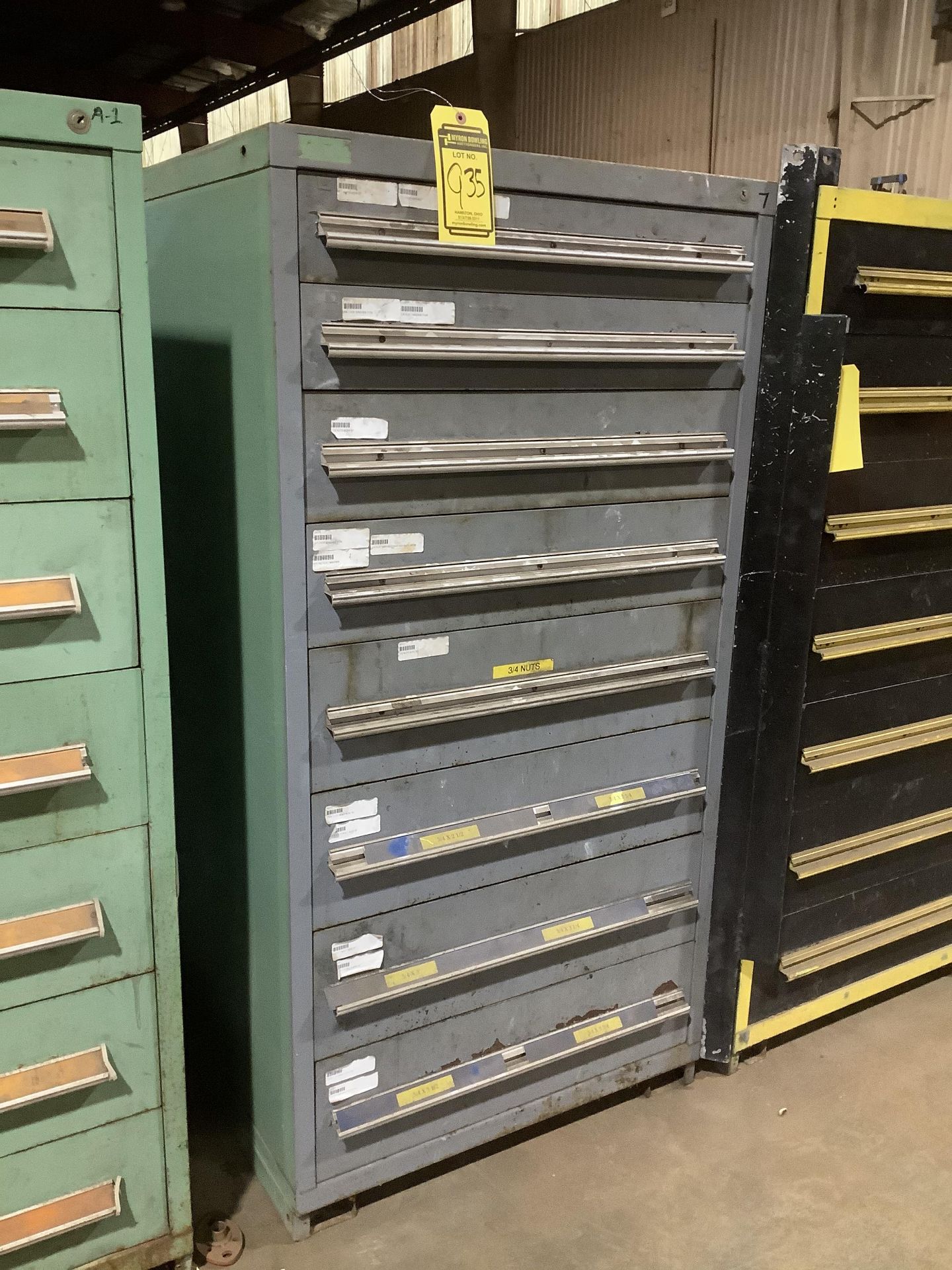 STANLEY VIDMAR 8 DRAWER INDUSTRIAL STORAGE CABINET WITH CONTENTS