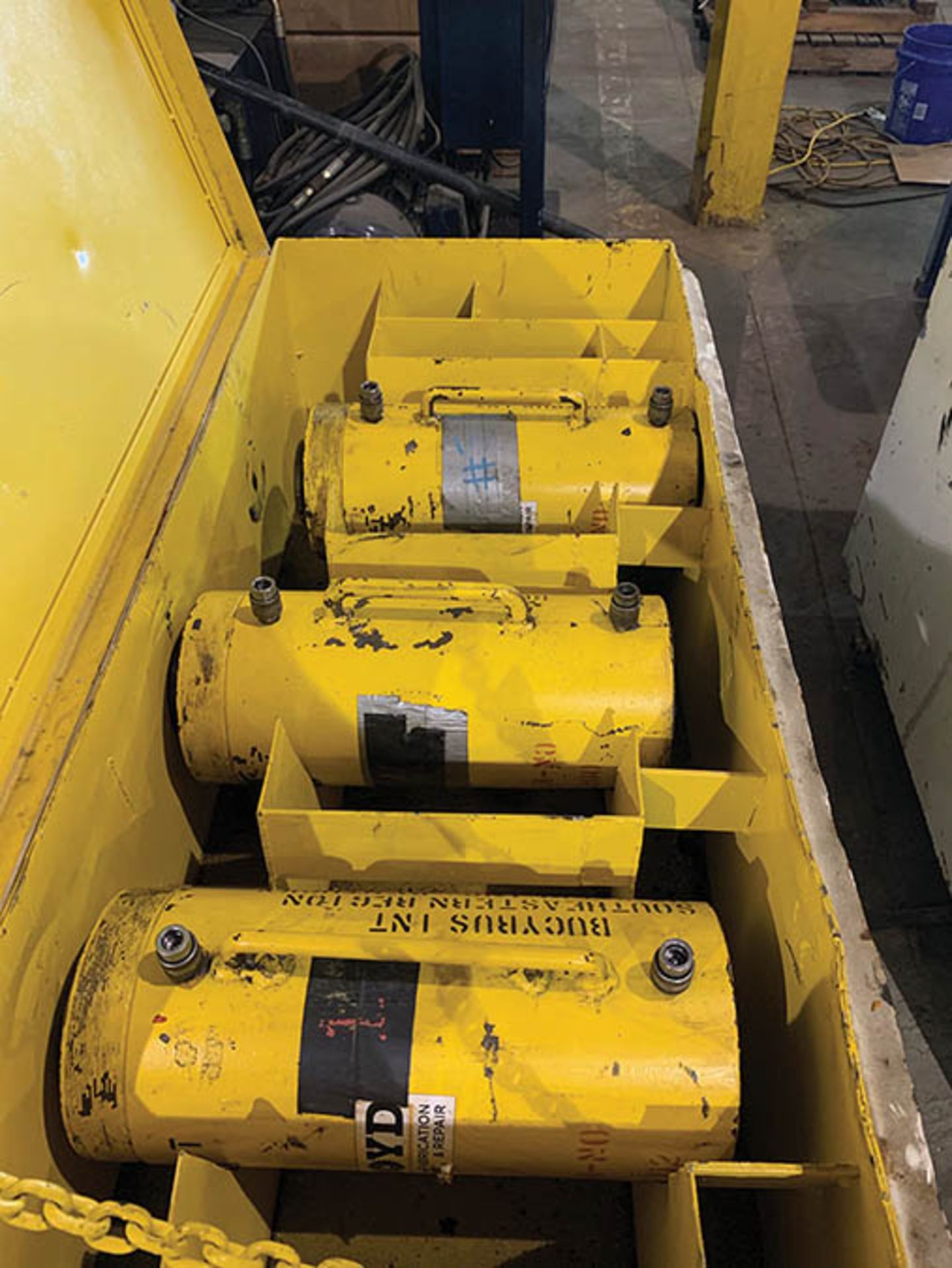 (3) ENERPAC 200-TON CAP. HYDRAULIC JACKS