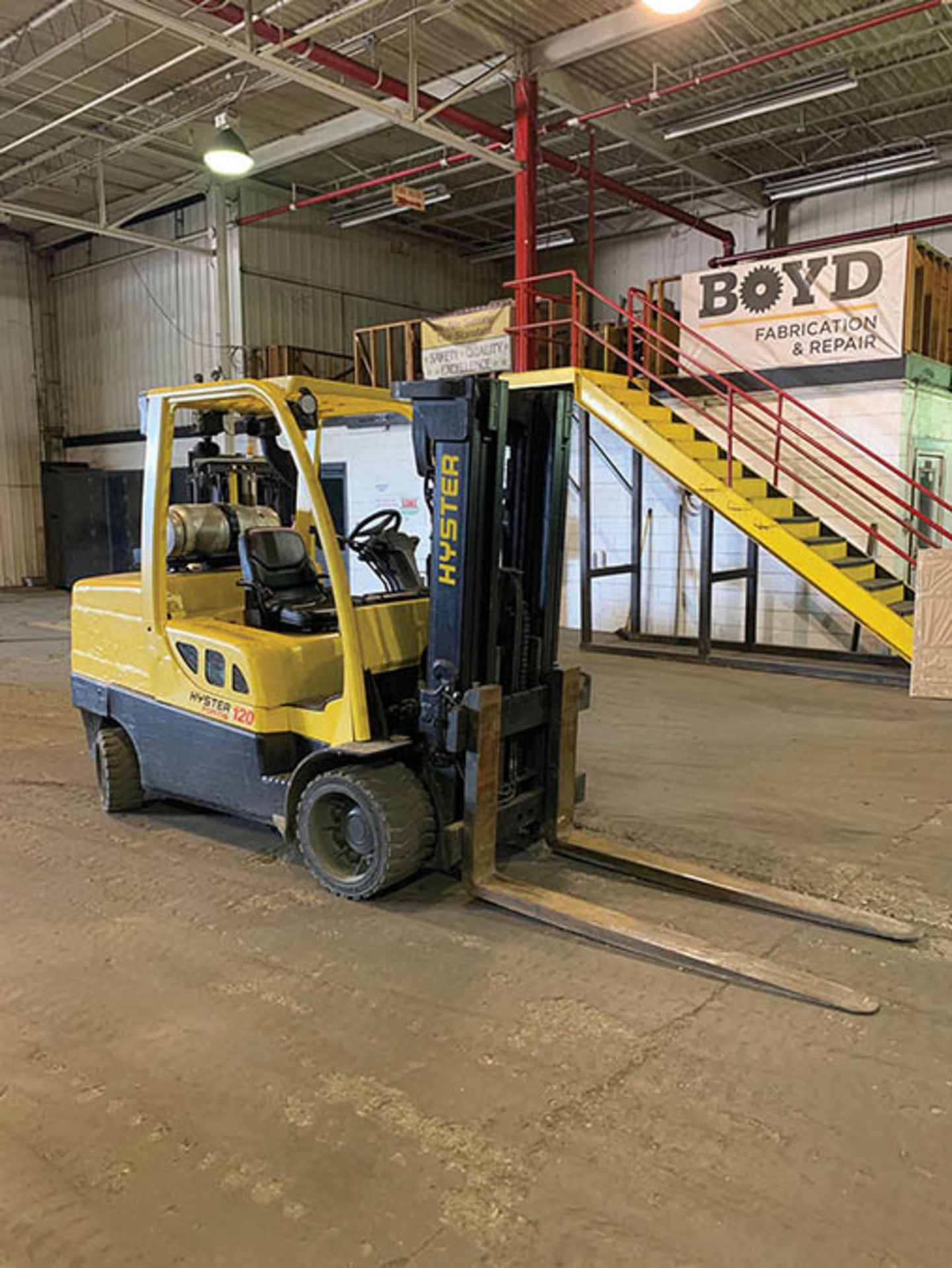 2014 HYSTER 12,000-LB CAPACITY FORKLIFT, MODEL: S120FT, LPG, 3-STAGE MAST, 12,464 HR, SOLID TIRES - Image 2 of 2