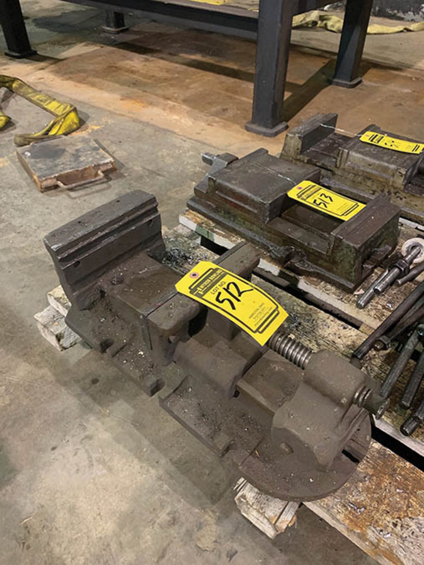 10'' MACHINE VISE