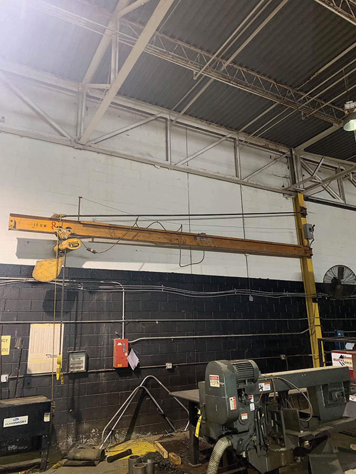 24' WALL MOUNTED JIB CRANE, 1-TON CAP. W/BUDGIT 1-TON HOIST