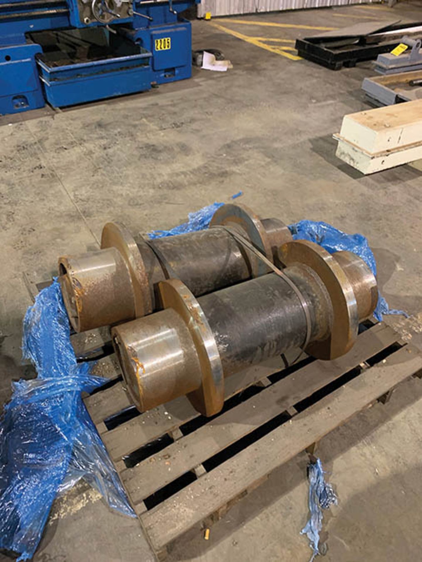 ASSORTED SKIDS OF CATERPILLAR GEARS - Image 2 of 5