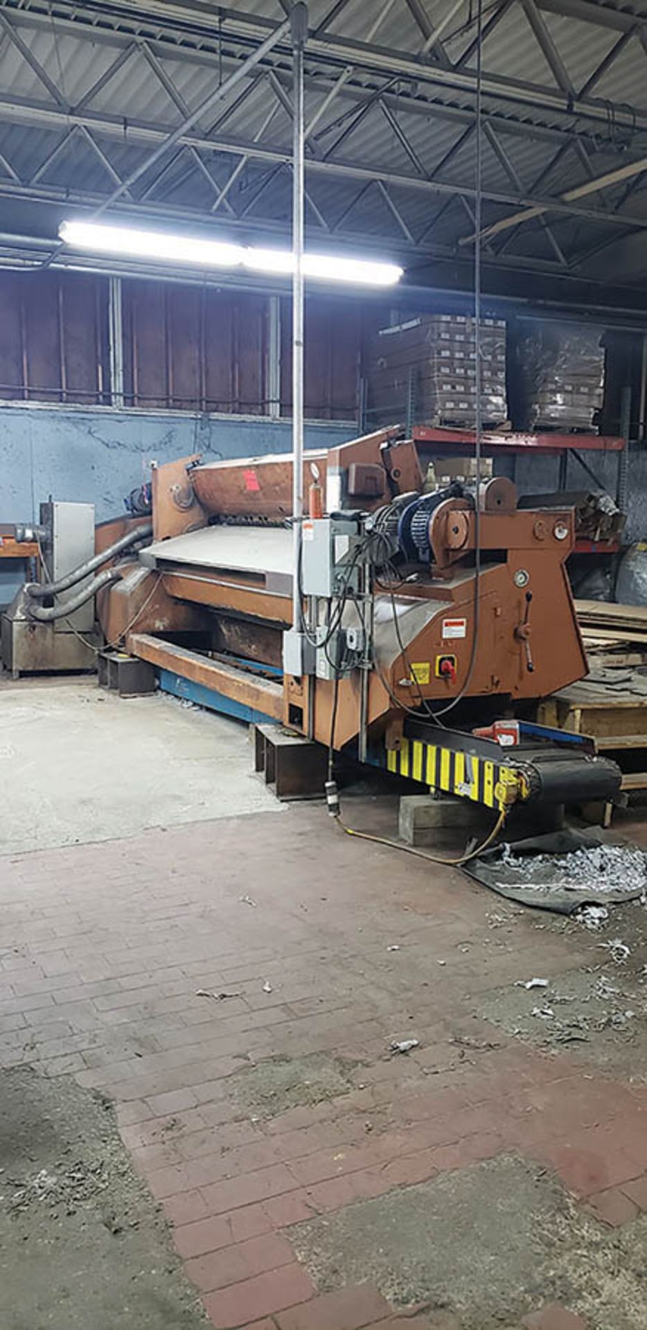 1994 MOSCONI 3000 LEATHER SPLITTING MACHINE, MODEL SIRIO, S/N S3036294, 3000 MM. WIDTH (LOCATION: - Image 2 of 7