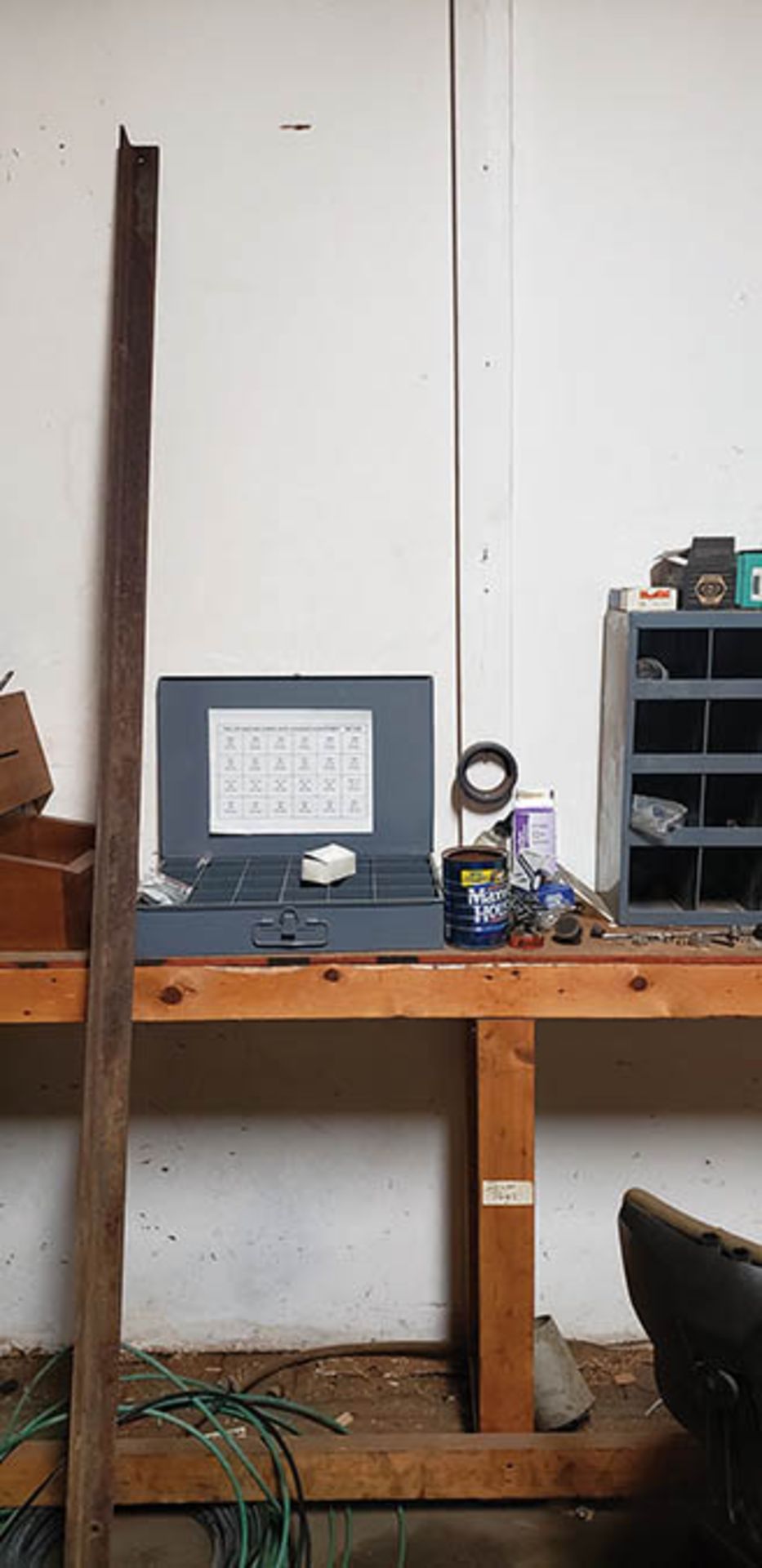 REMAINING CONTENTS OF ROOM: BOLT BINS, CART, PARTS - Image 4 of 5