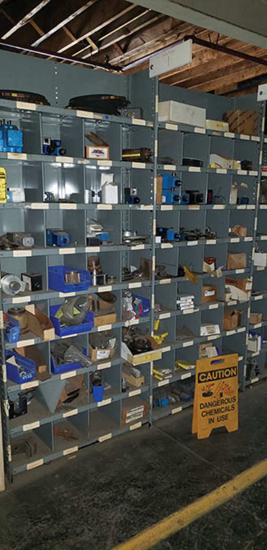 SHELF UNITS W/ CONTENTS: ROLLER CHAIN, SPROCKETS, PUMP UNITS, HOSE, PVC FITTINGS, AND MUCH MORE - Image 2 of 23