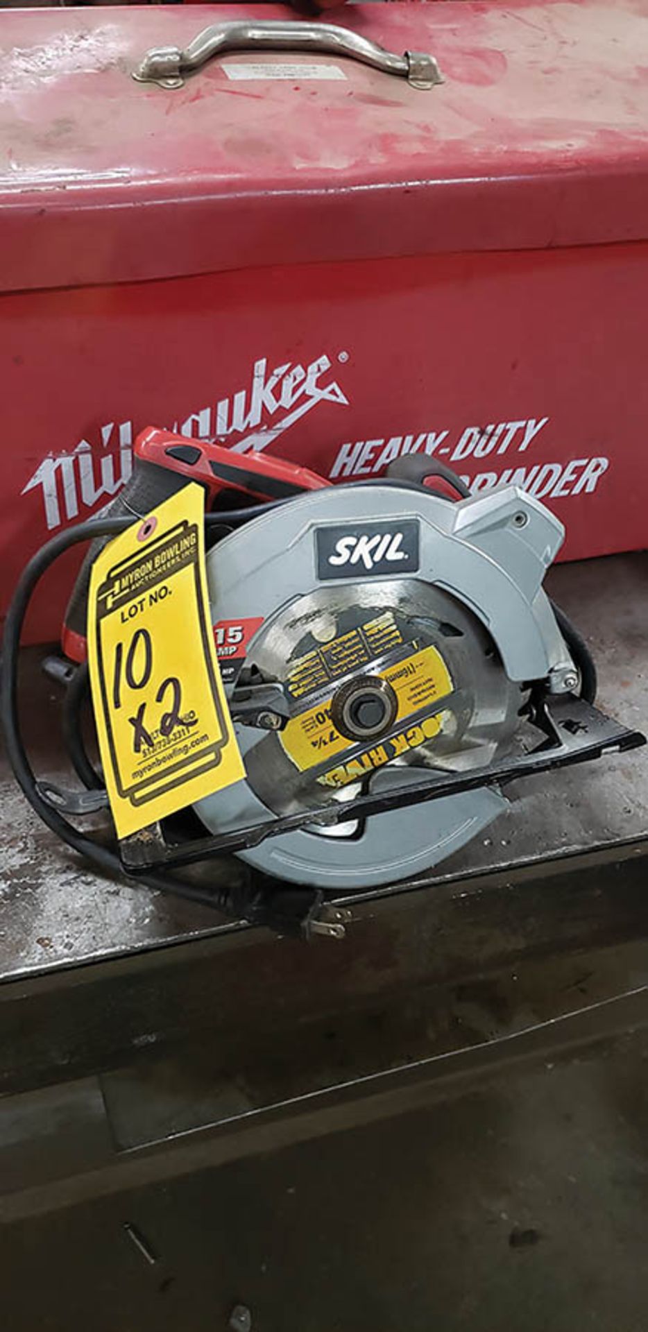 SKIL 7 1/4'' CIRCULAR SAW & DEWALT 7 1/4'' WORM DRIVE CIRCULAR SAW, MODEL DWS535 - Image 2 of 2