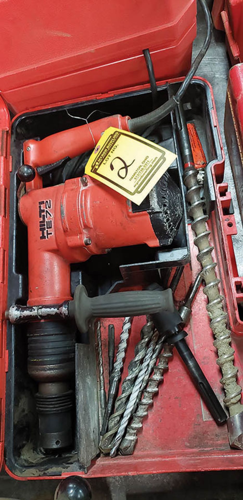 HILTI TE72 HAMMER DRILL, 1/12'' STEEL MAX., 5'' CONCRETE MAX. W/ DRILL BITS & CASE