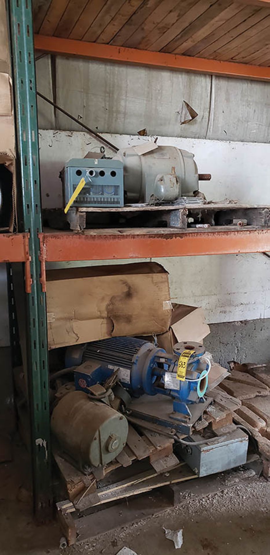 CONTENTS OF PALLET RACK: PUMPS, MOTORS, BRUSH ROLLS, ELECTRICAL BOXES, THERMOLATOR, FILTERS, - Image 5 of 14