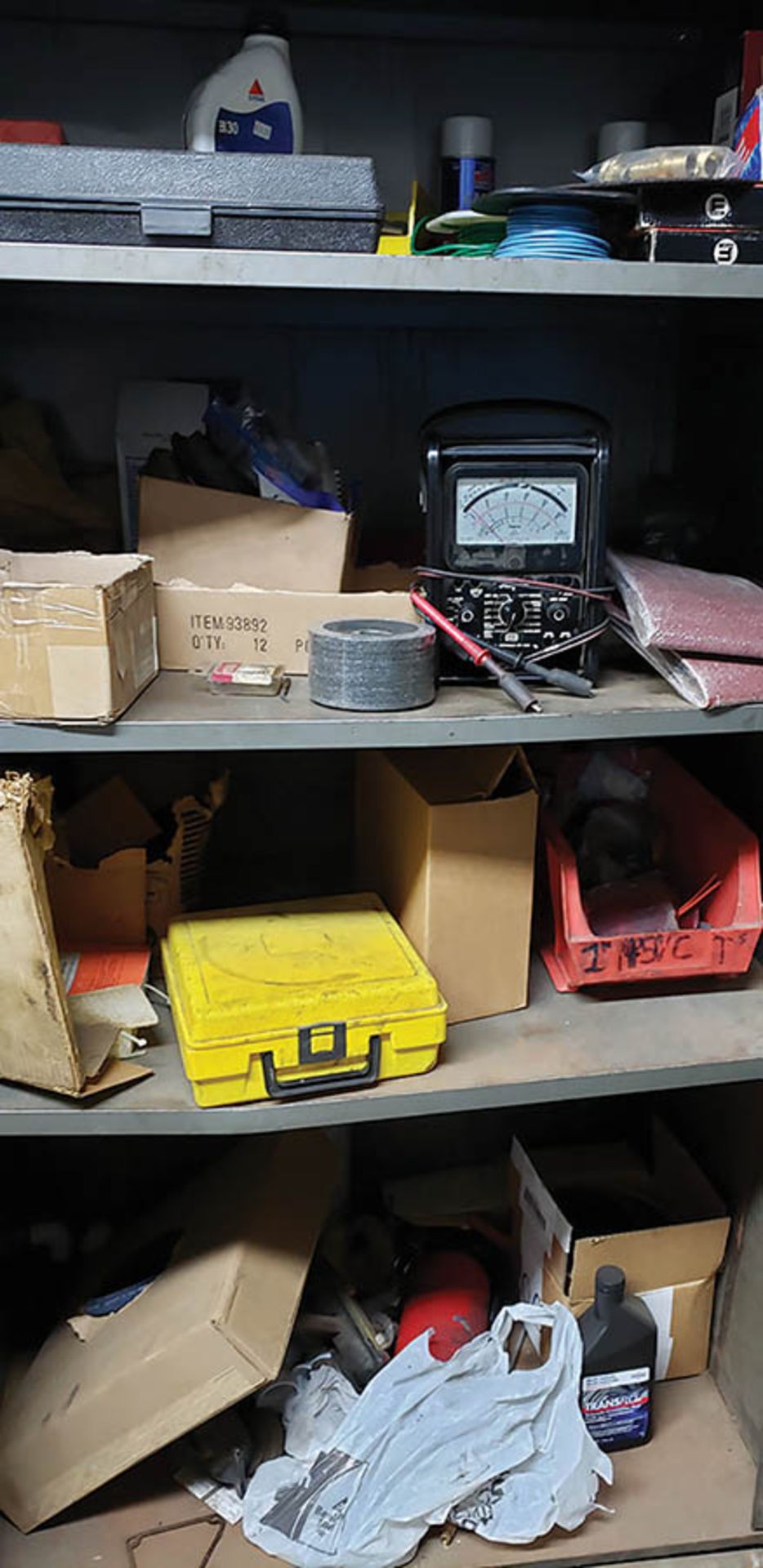 CABINETS W/ CONTENT: CHUCK JAWS, HORIZONTAL MILL CUTTERS, BORING BARS, MACHINE STEEL, CHUCKS, - Image 8 of 12