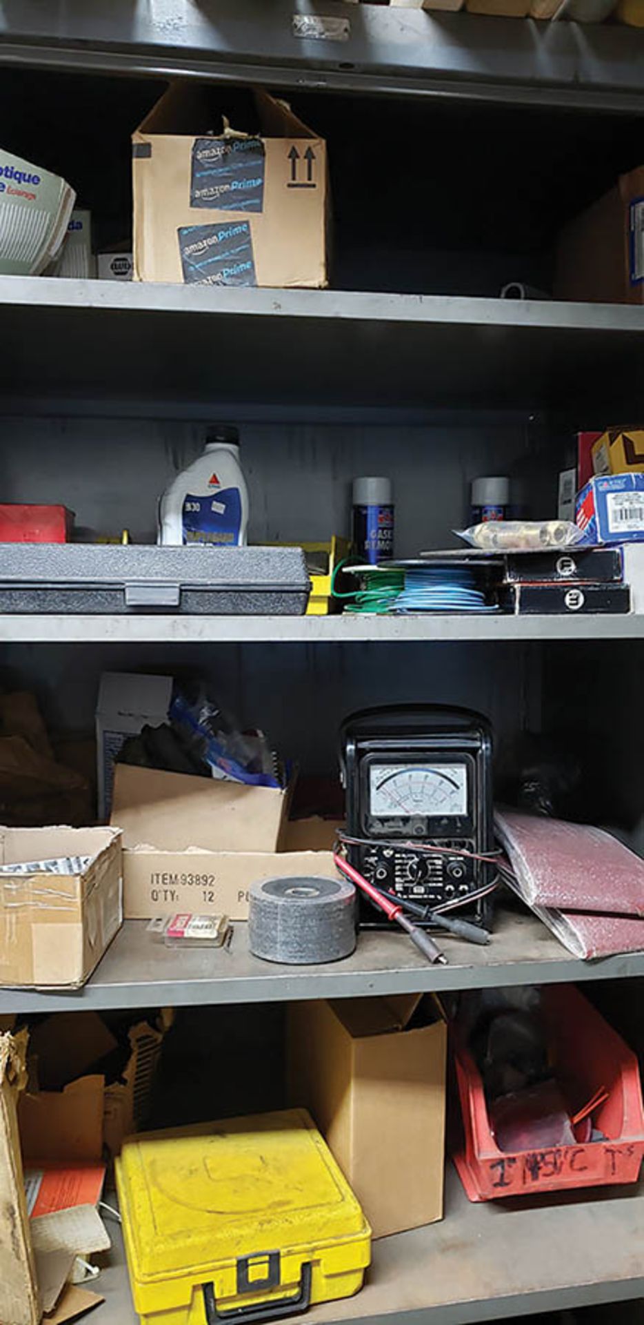 CABINETS W/ CONTENT: CHUCK JAWS, HORIZONTAL MILL CUTTERS, BORING BARS, MACHINE STEEL, CHUCKS, - Image 9 of 12