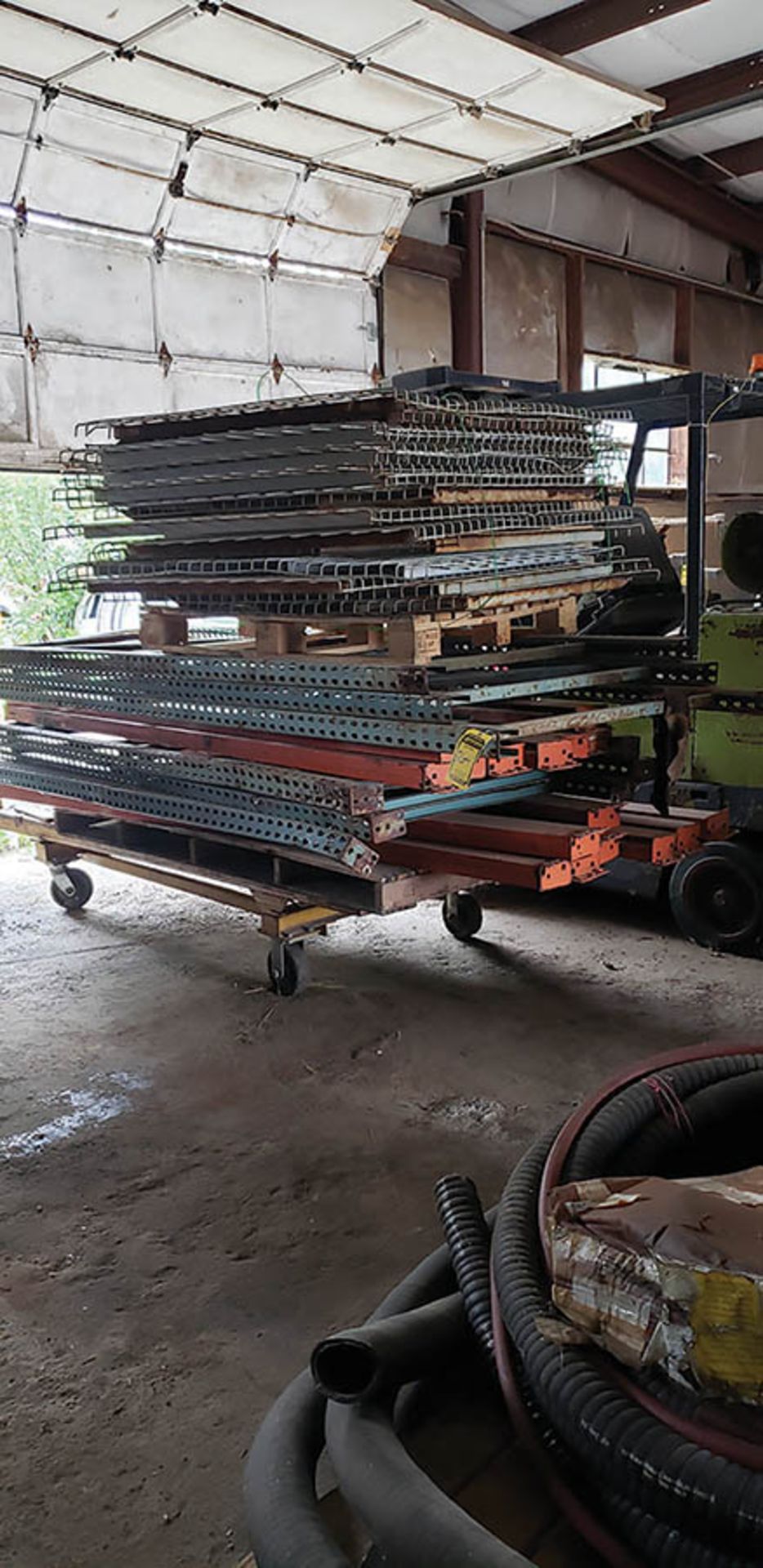 (6) SECTIONS OF ASSORTED PALLET RACK, (3) SECTIONS TEARDROP STYLE, (5) 12' UPRIGHTS, (18) 6'' X - Image 5 of 5
