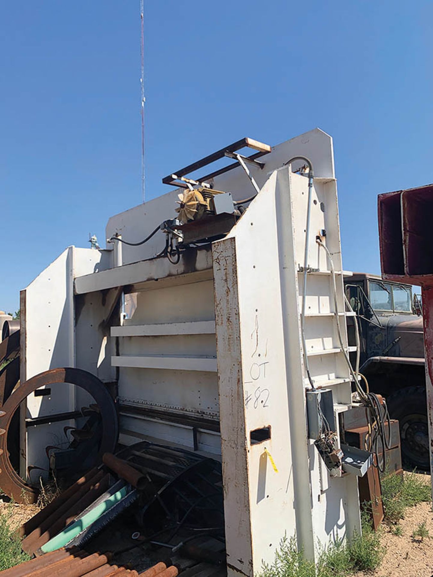 TECH 120-TON HYDRAULIC PRESS BRAKE WITH 10’ 4-WAY - Image 2 of 2