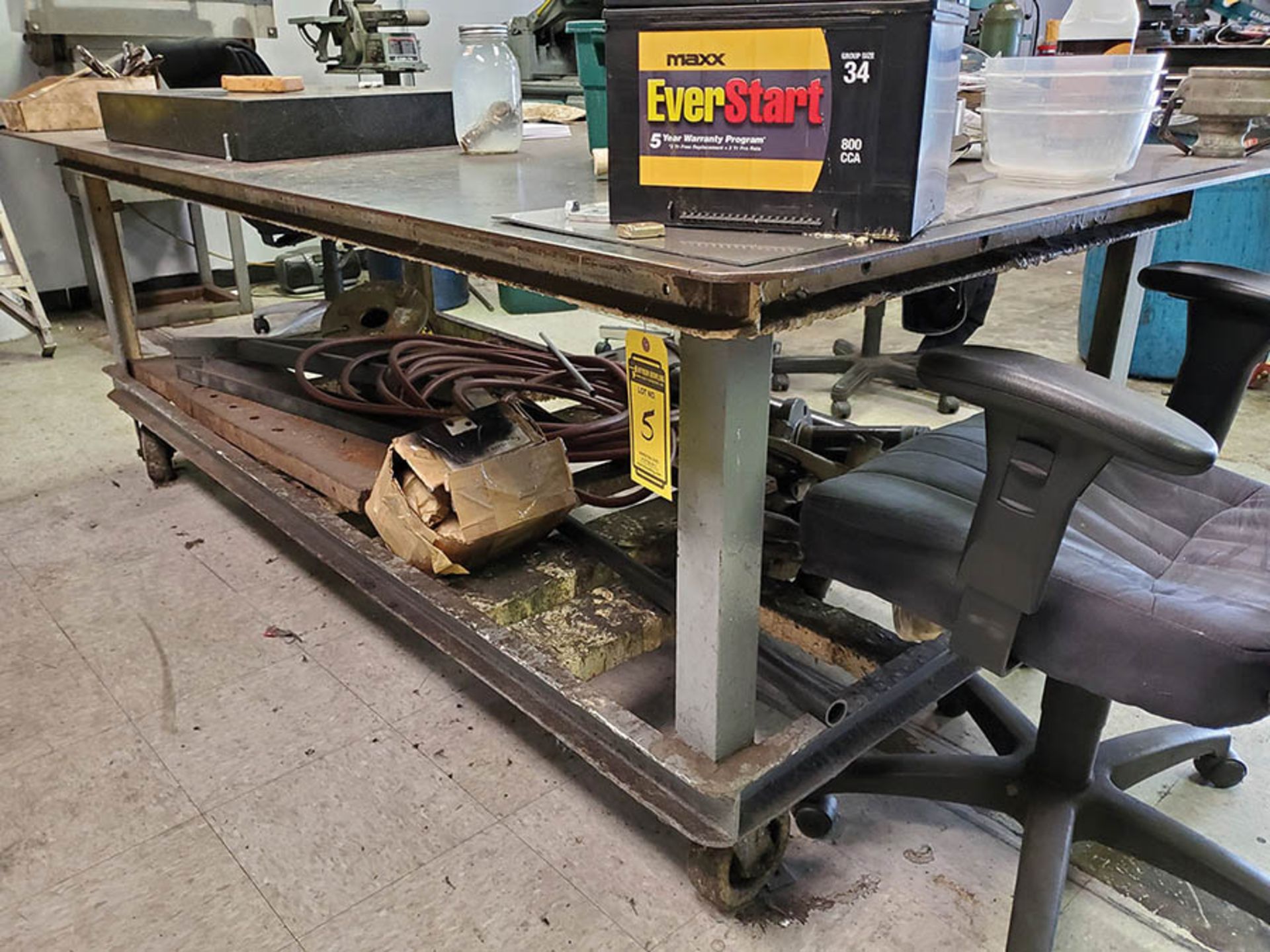 95'' X 4' X 1/4'' STEEL WELDING TABLE ON CASTERS - Image 5 of 5