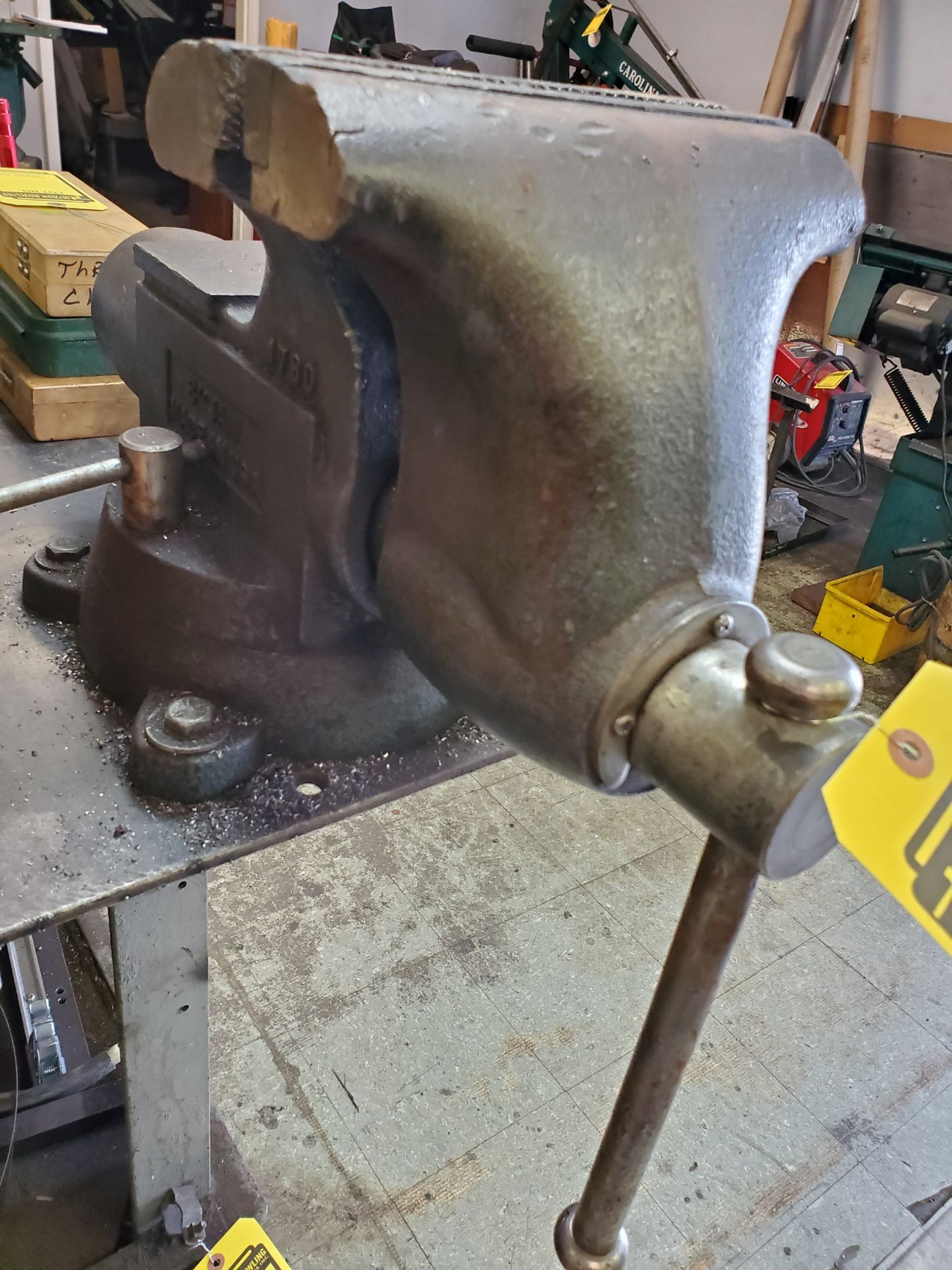 8'' & 6'' ANVIL VISES, SWIVEL BASE (MOUNTED TO TABLE), 6'' MACHINE VISE - Image 2 of 7