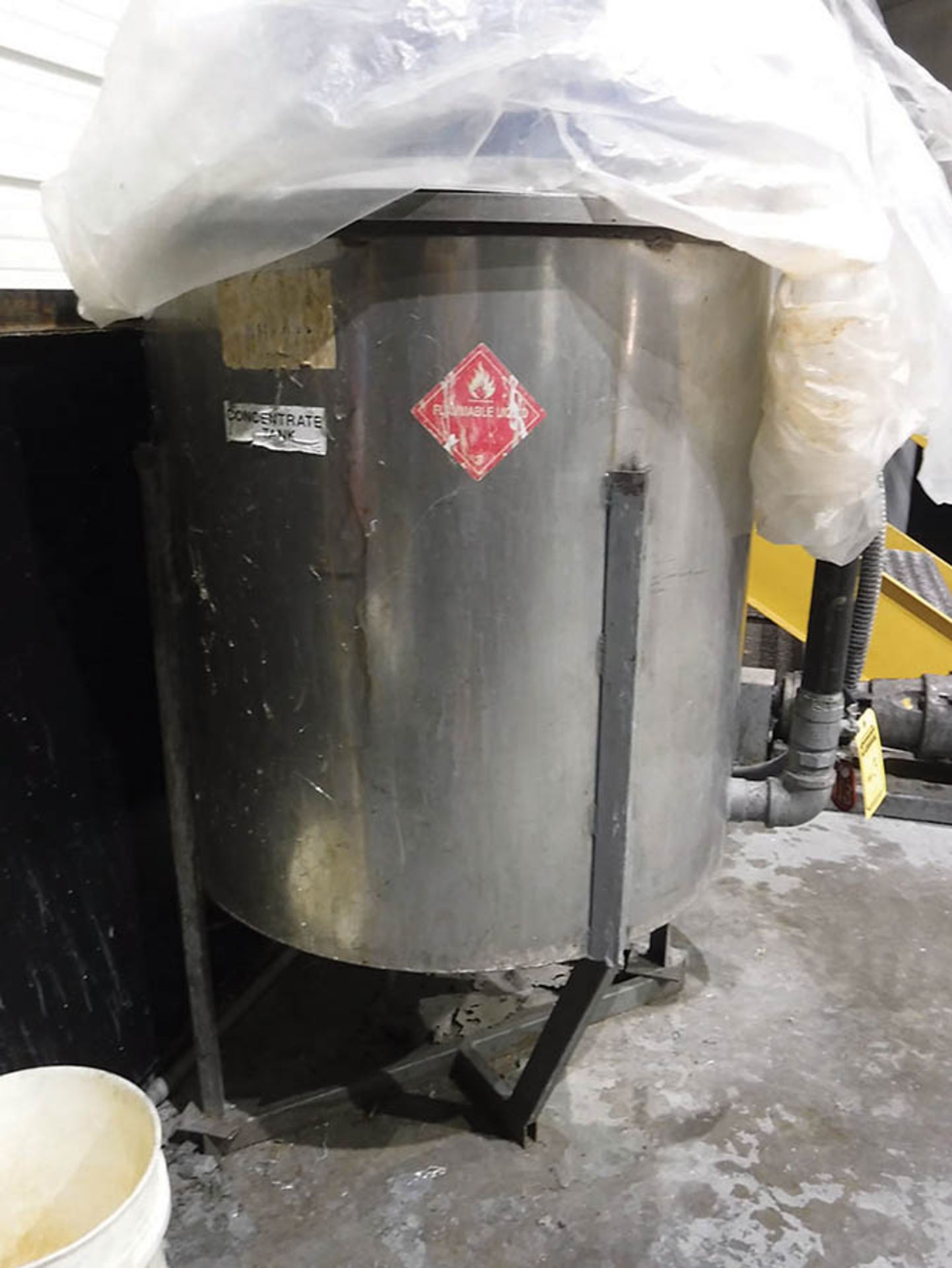 STAINLESS STEEL CONCENTRATE TANK - Image 2 of 4