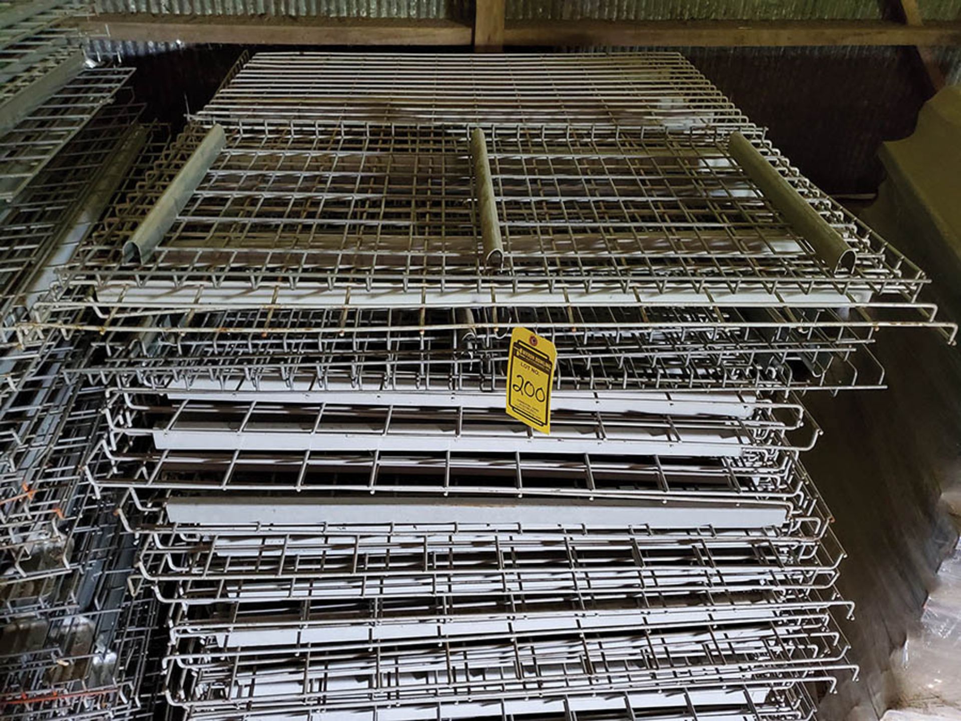 (2) PALLET OF ASSORTED WIRE DECKING, 42''- 48'' DEPTHS, 4'' WIDE - Image 2 of 5
