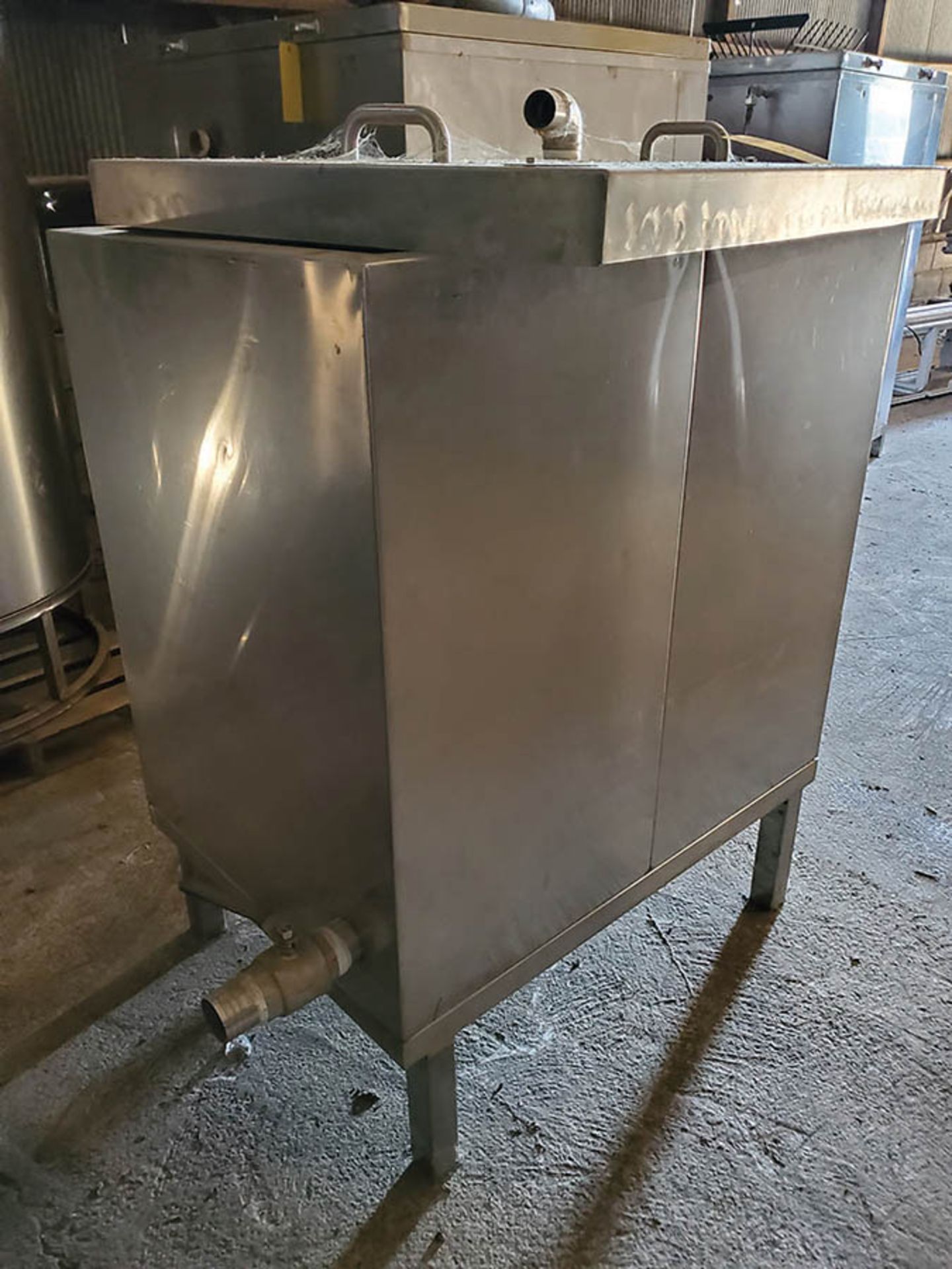38 X 28'' STAINLESS STEEL TANK, TOP LID - Image 2 of 4