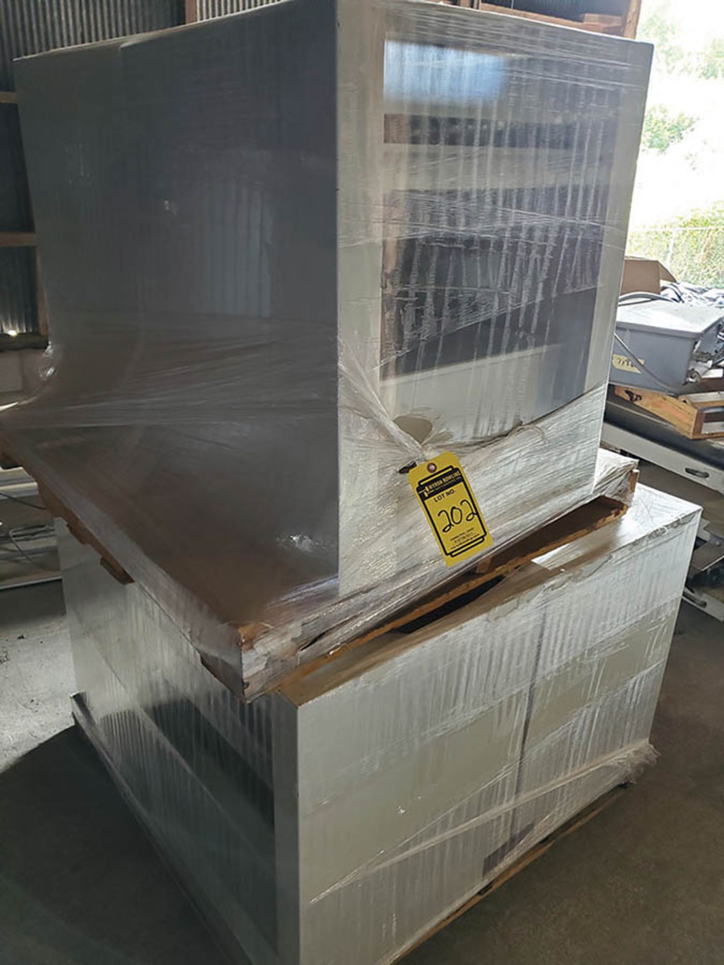 (2) PALLETS OF LIGHT DUTY METAL CABINETS - Image 3 of 8