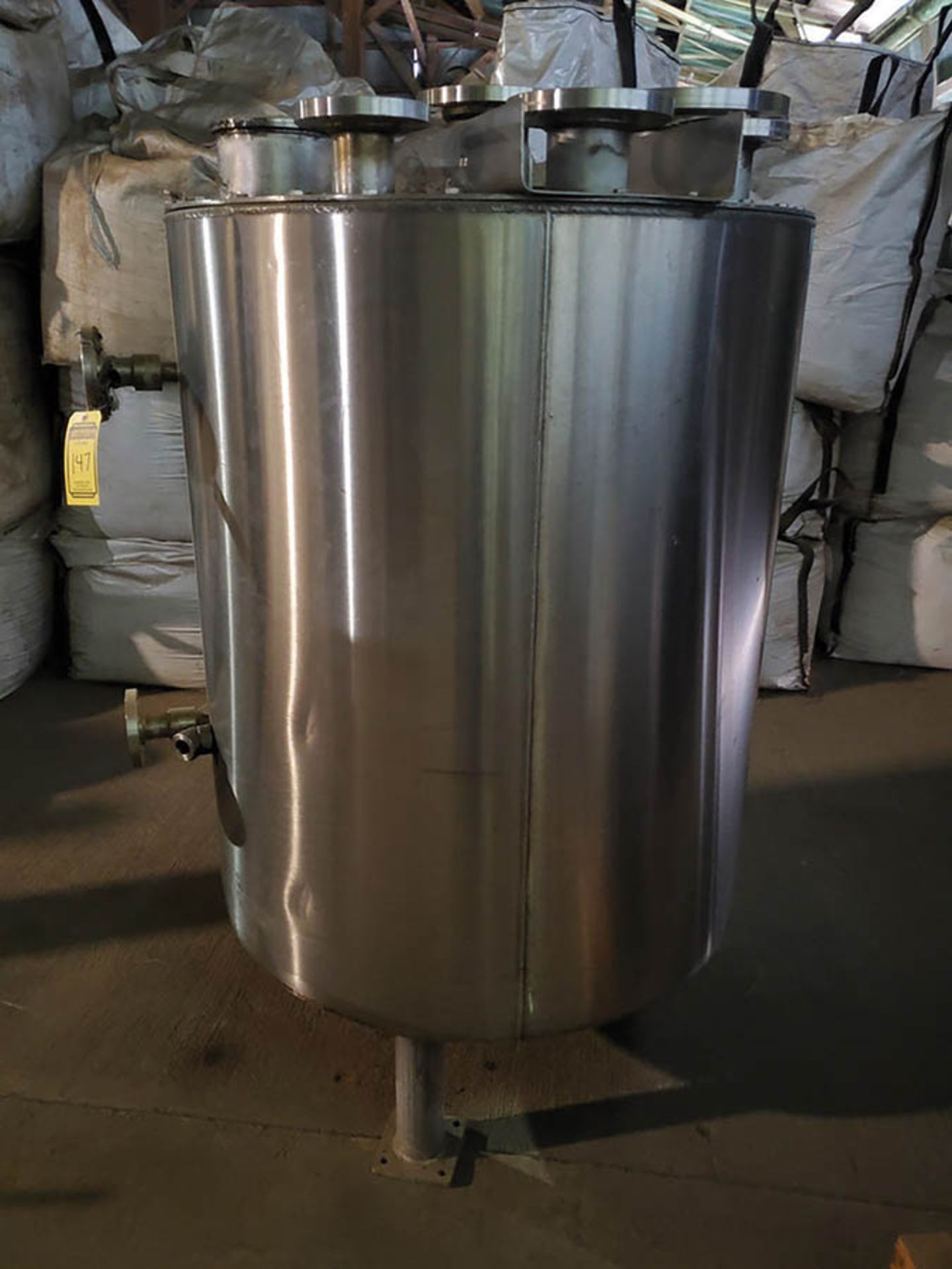 LEE 250 GALLON STAINLESS STEEL VESSEL - Image 2 of 9