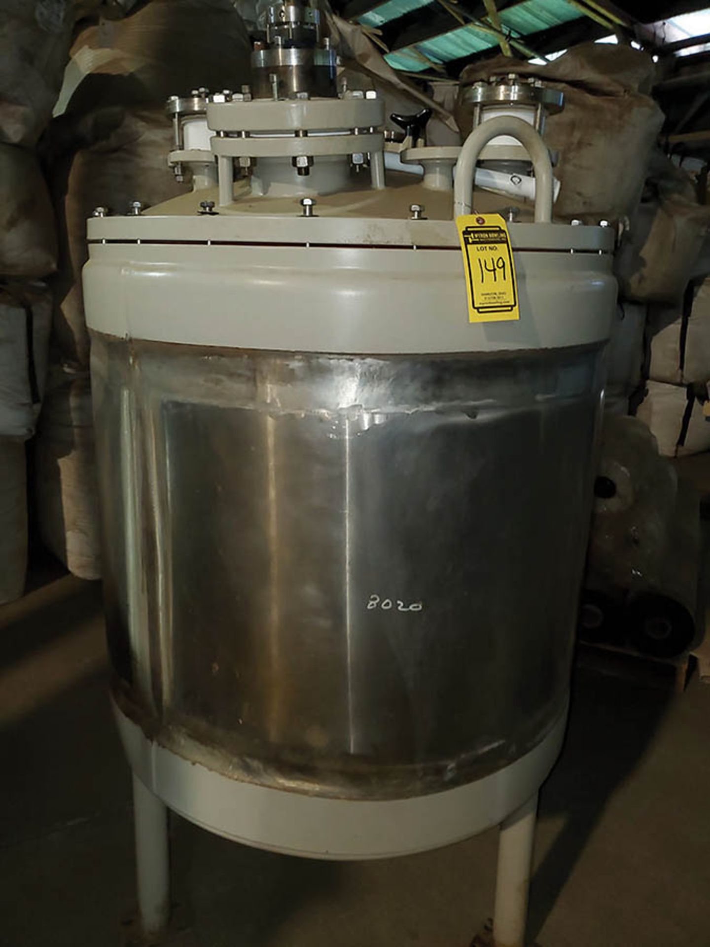 LEE VERTICAL STAINLESS STEEL VACUUM SERVICE INTERNAL VESSEL