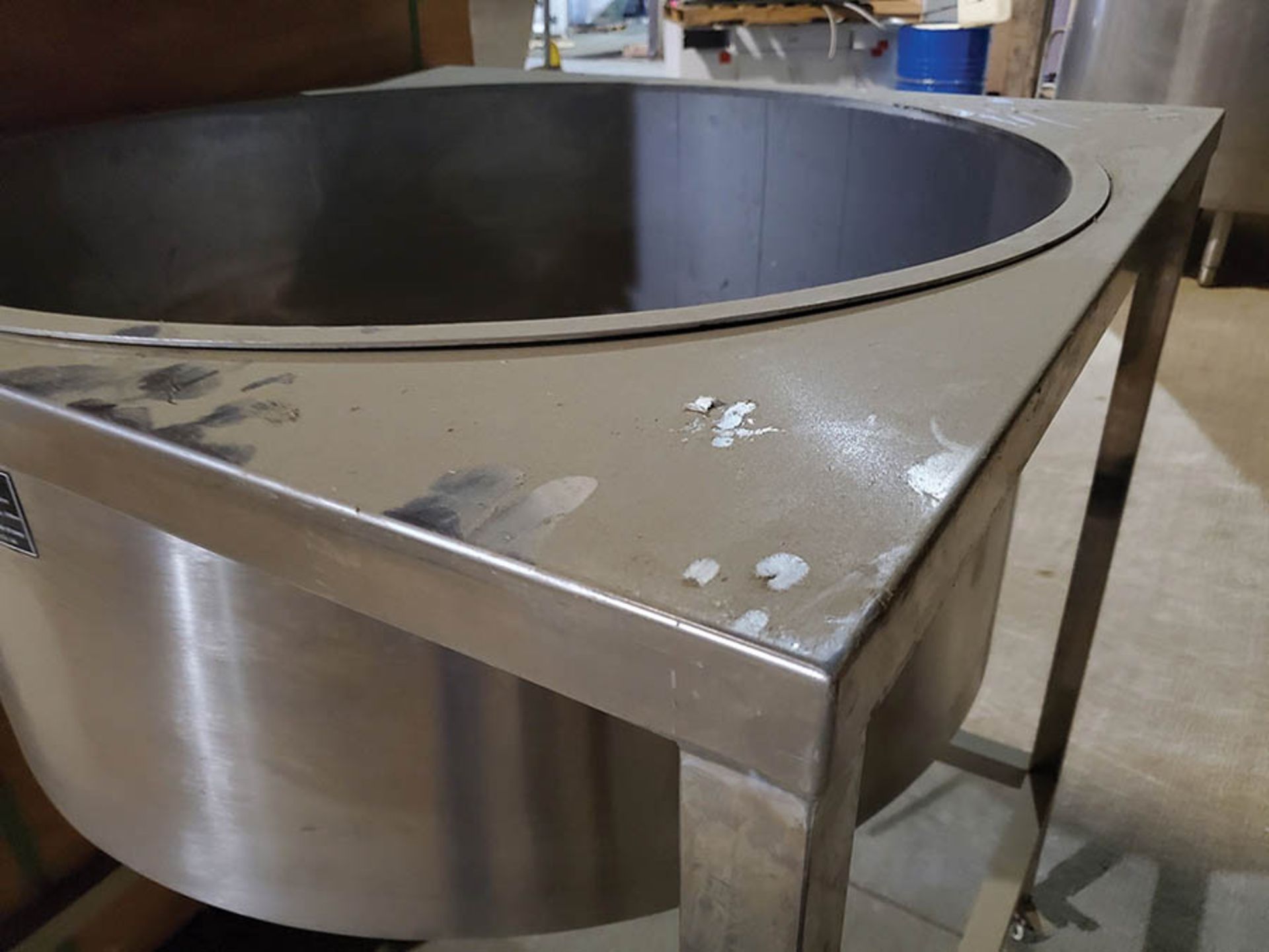 2019 36'' DIA. STAINLESS STEEL VACUUM FILTER, MODEL HVF-B, 15.7'' FUNNEL HEIGHT, 47'' MACHINE SIZE - Image 4 of 5