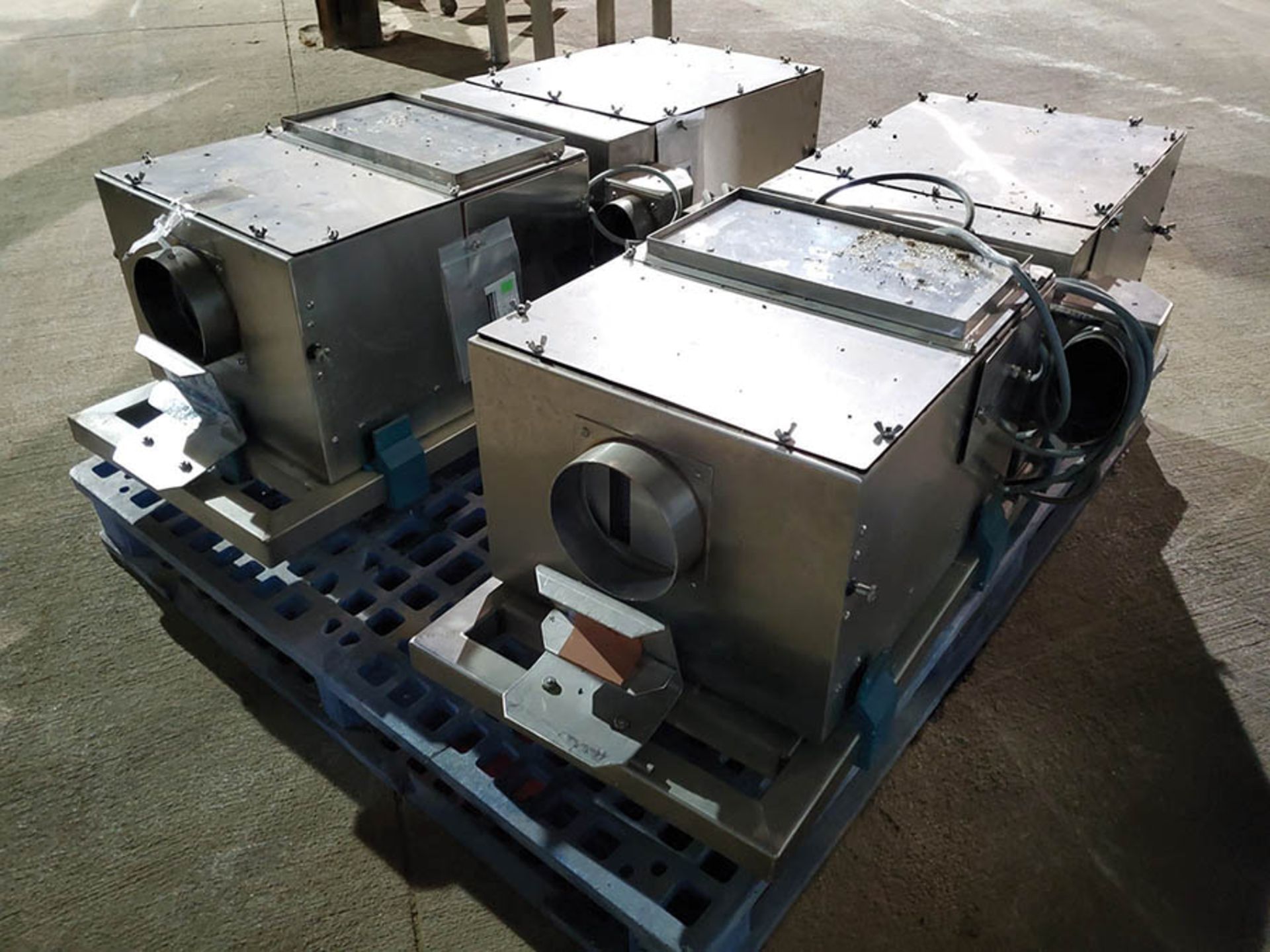 (2) STAINLESS STEEL THOREN BLOWER BOXES WITH S/S FILTER BOX - Image 3 of 8