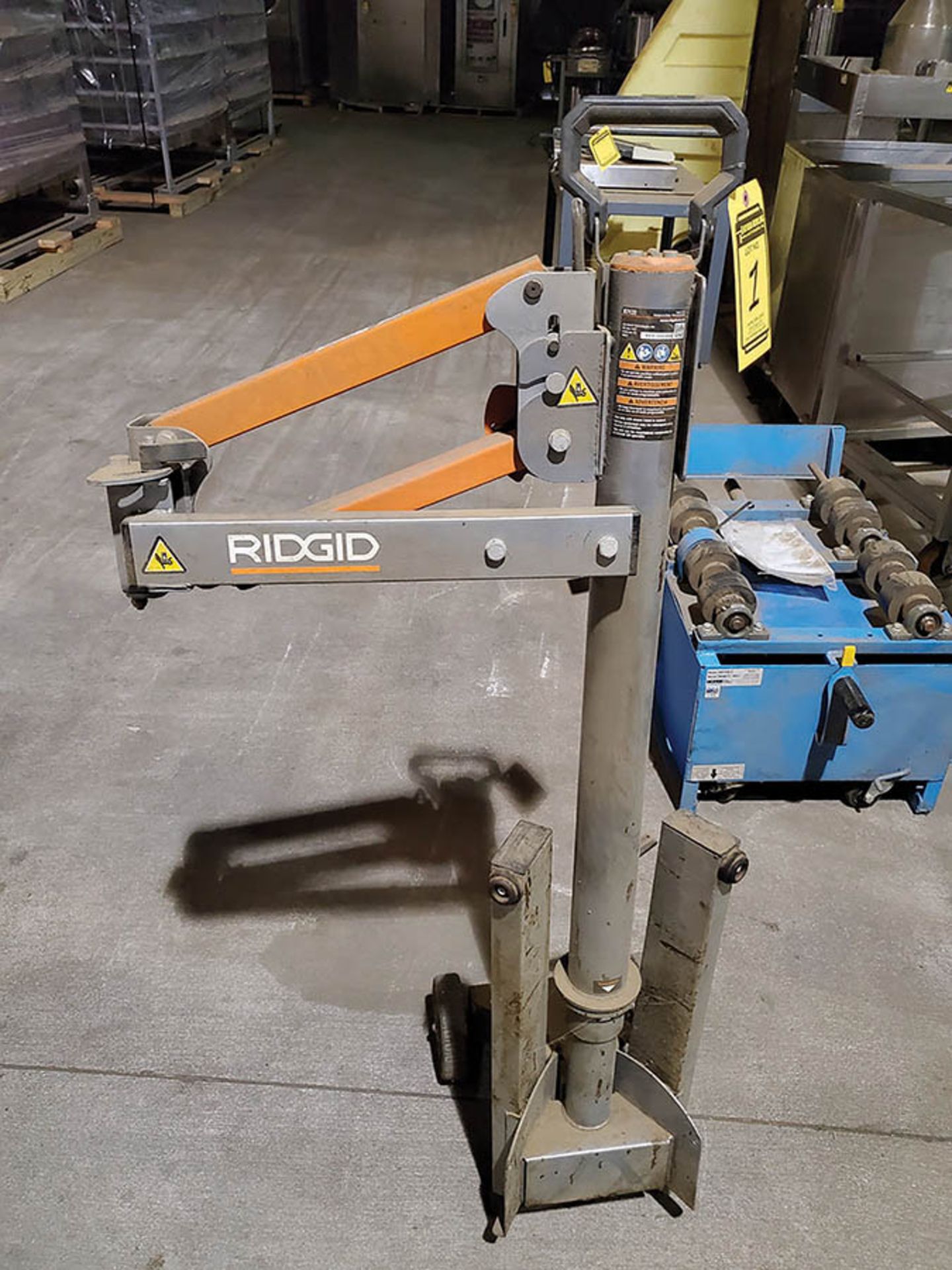 RIDGID R7133 PORTABLE DRILL STAND, OUTRIGGERS, STABILIZING ARM