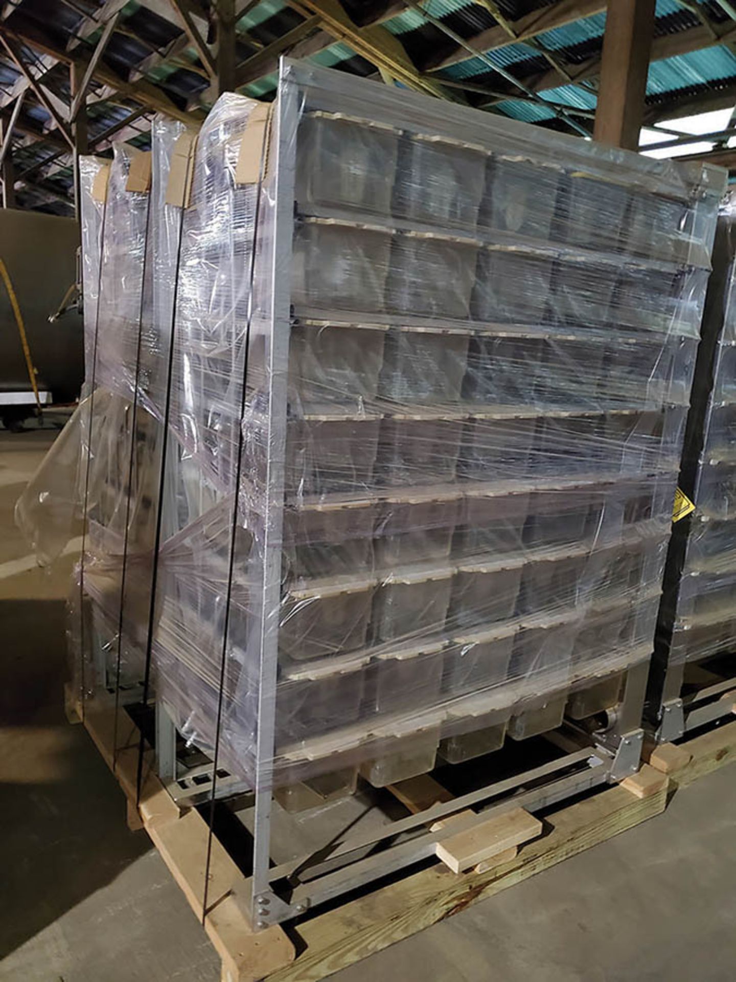 PALLET OF LAB MOUSE HABITATS, (2) SECTIONS PER SKID, (80) UNITS PER SECTION, WATER LINE TO EACH
