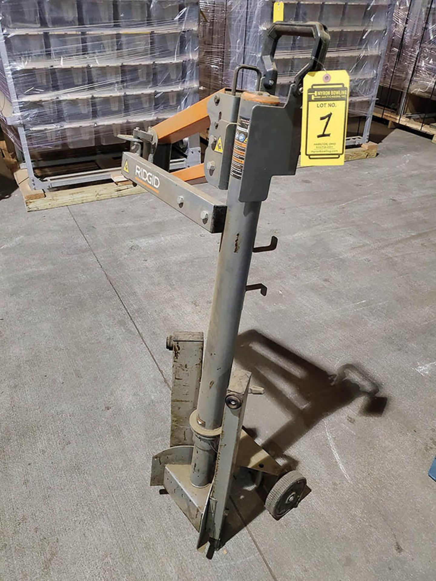 RIDGID R7133 PORTABLE DRILL STAND, OUTRIGGERS, STABILIZING ARM - Image 3 of 5