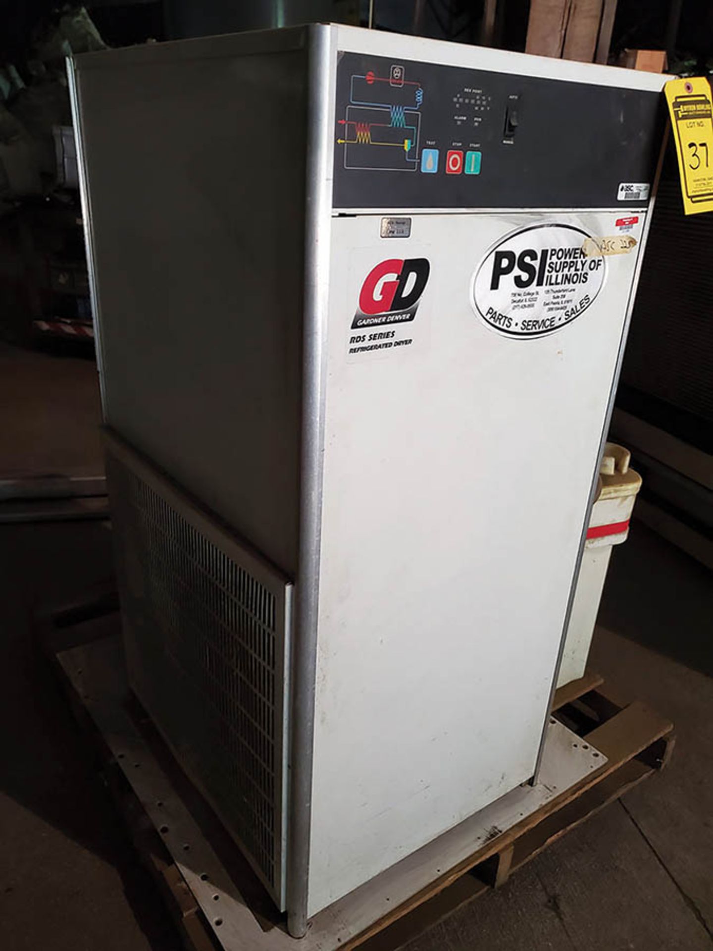 GARDNER-DENVER RDS SERIES REFRIGERATED AIR DRYER, MODEL RDS250A-4, R22 REFRIGERANT & GD ELIMINATOR 2 - Image 2 of 9