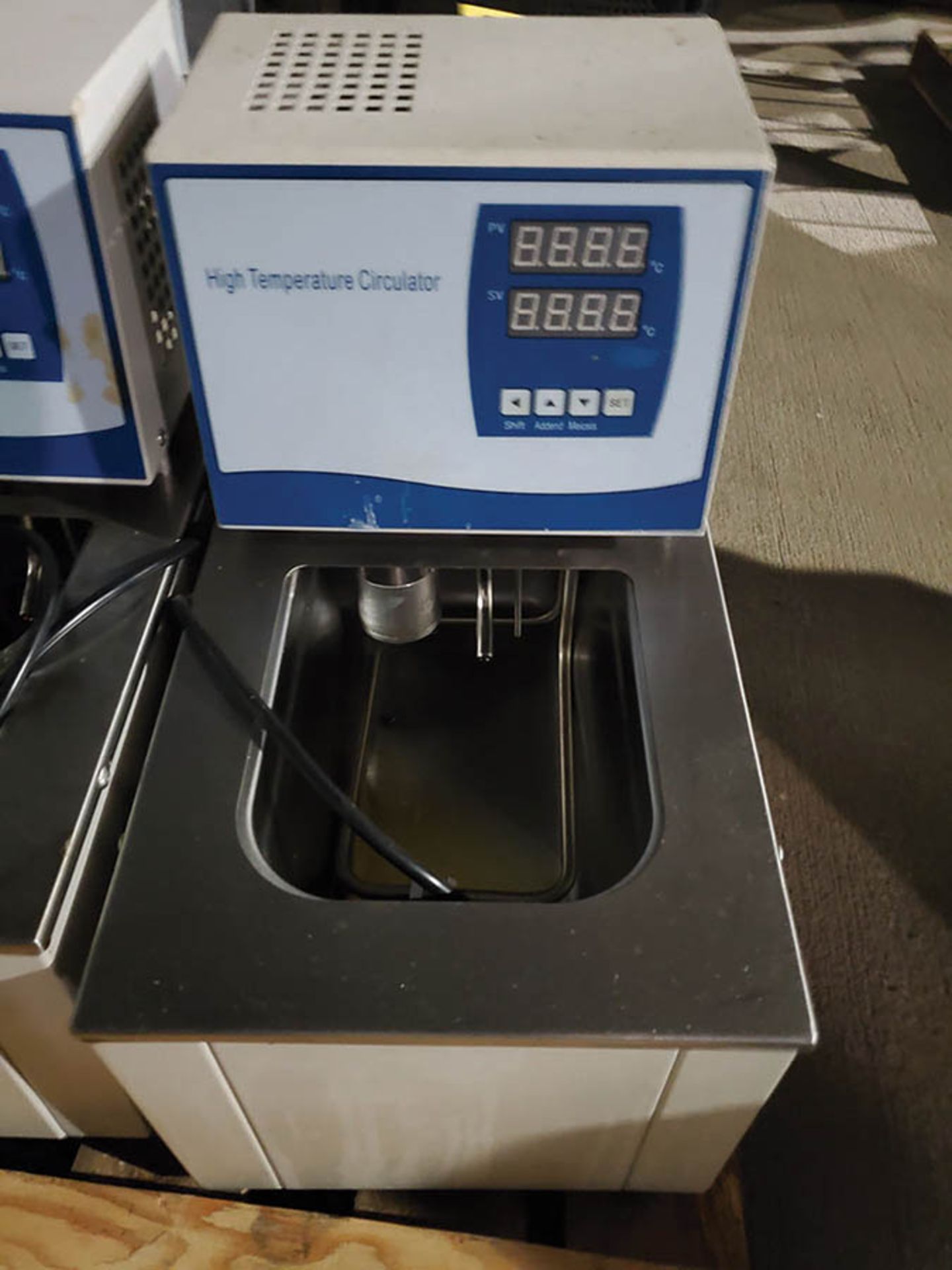 2019 HIGH TEMPERATURE CIRCULATOR, MODEL GX-2005, TEMP. RANGE RT-300 - Image 2 of 5