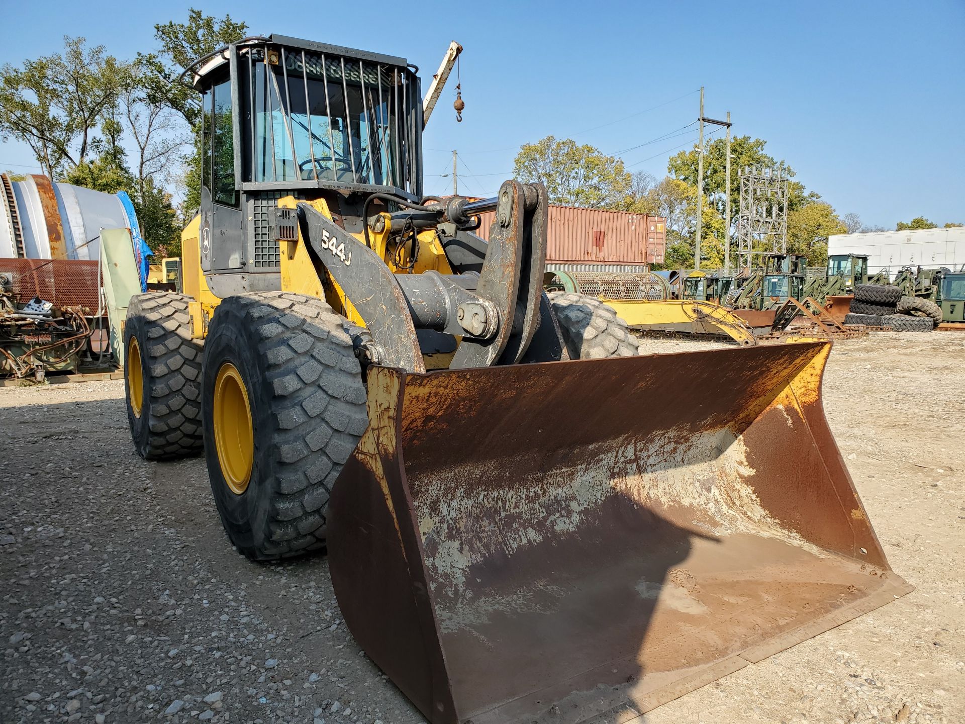 JOHN DEERE 544J ARTICULATING FRONT END LOADER WITH BUCKET, PNEUMATIC TIRES, PIN# DW544JZ604604, - Image 4 of 20