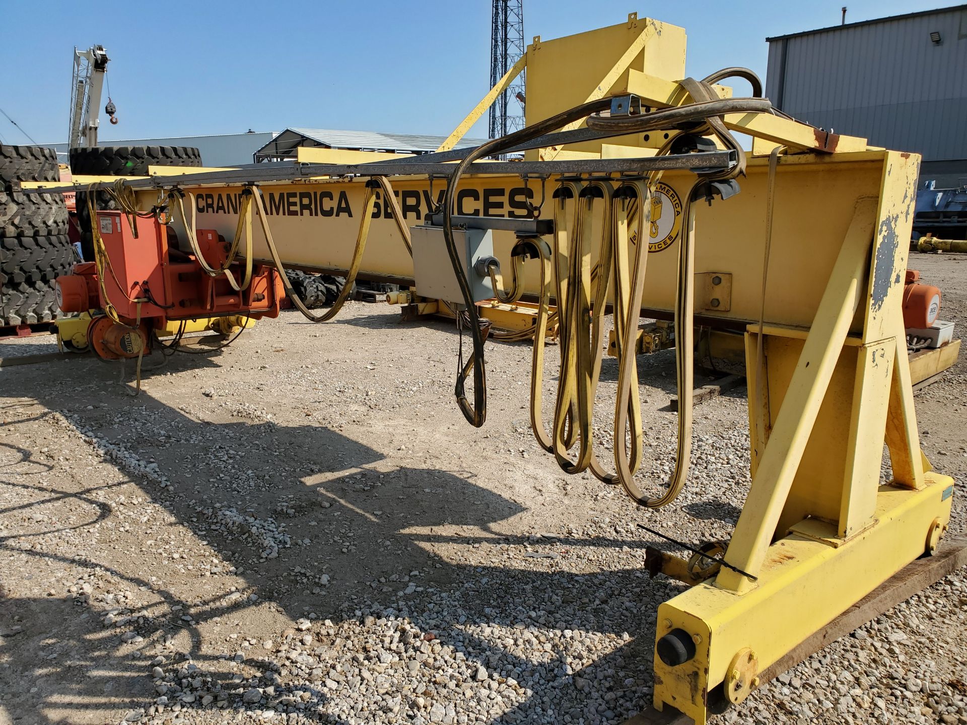 10-TON BRIDGE CRANE, 22' BEAM, TON ELECTRIC CABLE HOIST WITH PENDANT CONTROLS AND HOOK - Image 7 of 13