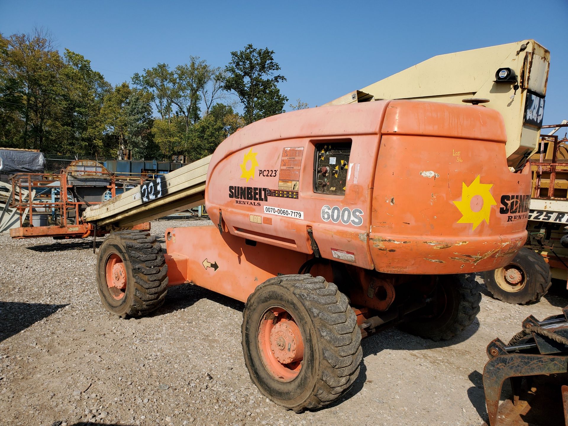 2000 JLG 600S ALL-TERRAIN MANLIFT BOOM, 60' MAX PLATFORM HEIGHT, 49' HORIZONTAL REACH, 1,000 LB - Image 2 of 16