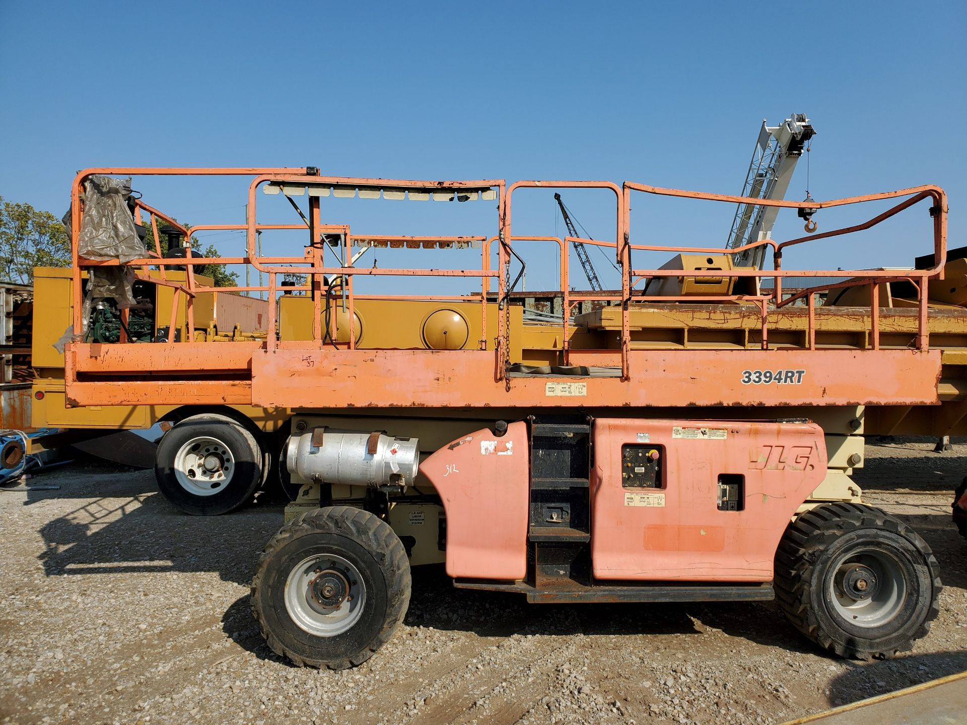 JLG 3394RT ALL-TERRAIN SCISSOR LIFT, 33' LIFT HEIGHT, 1,500 LB CAPACITY PLATFORM 6 MAN CAPACITY,