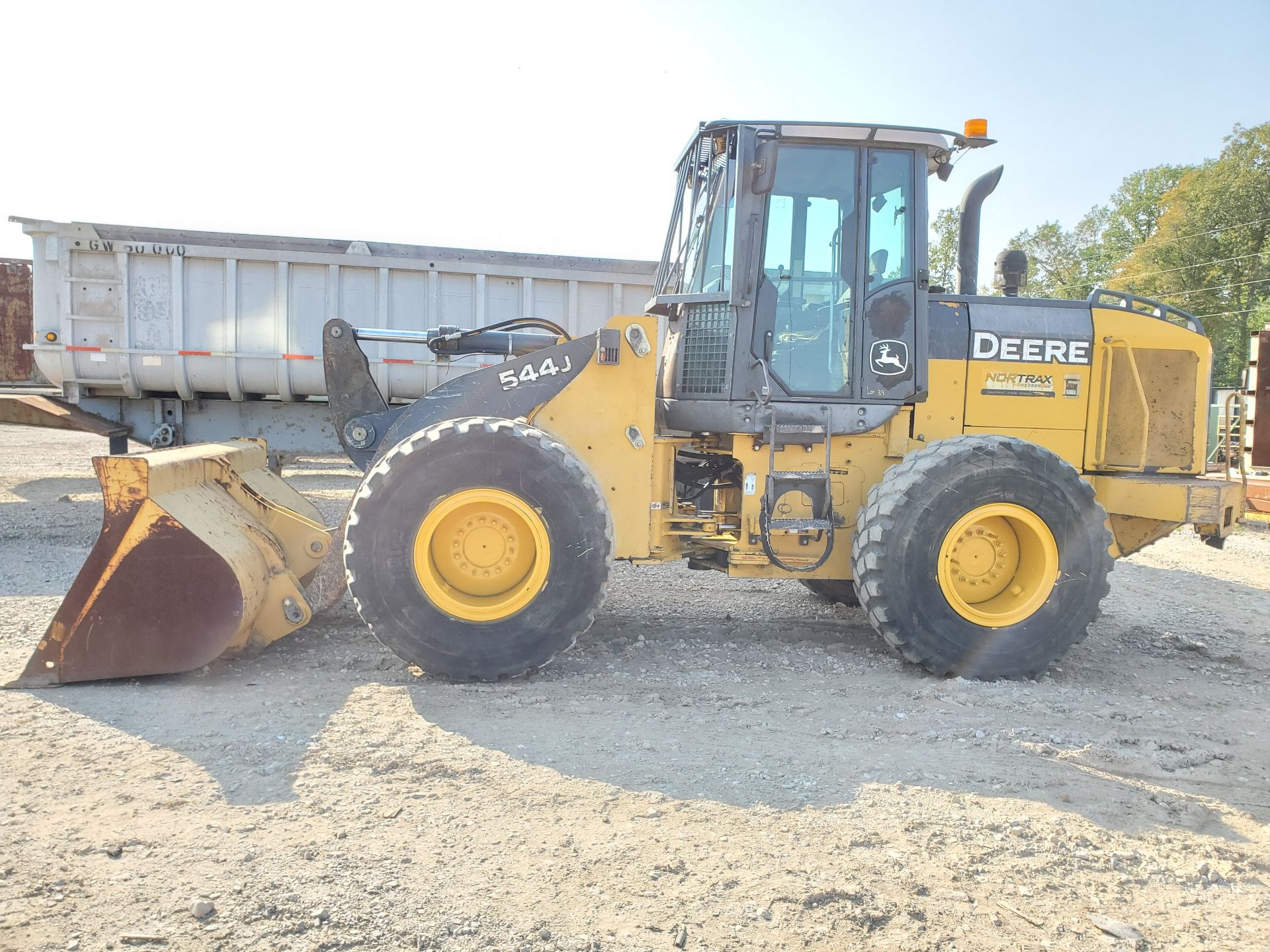 JOHN DEERE 544J ARTICULATING FRONT END LOADER WITH BUCKET, PNEUMATIC TIRES, PIN# DW544JZ604604, - Image 3 of 20