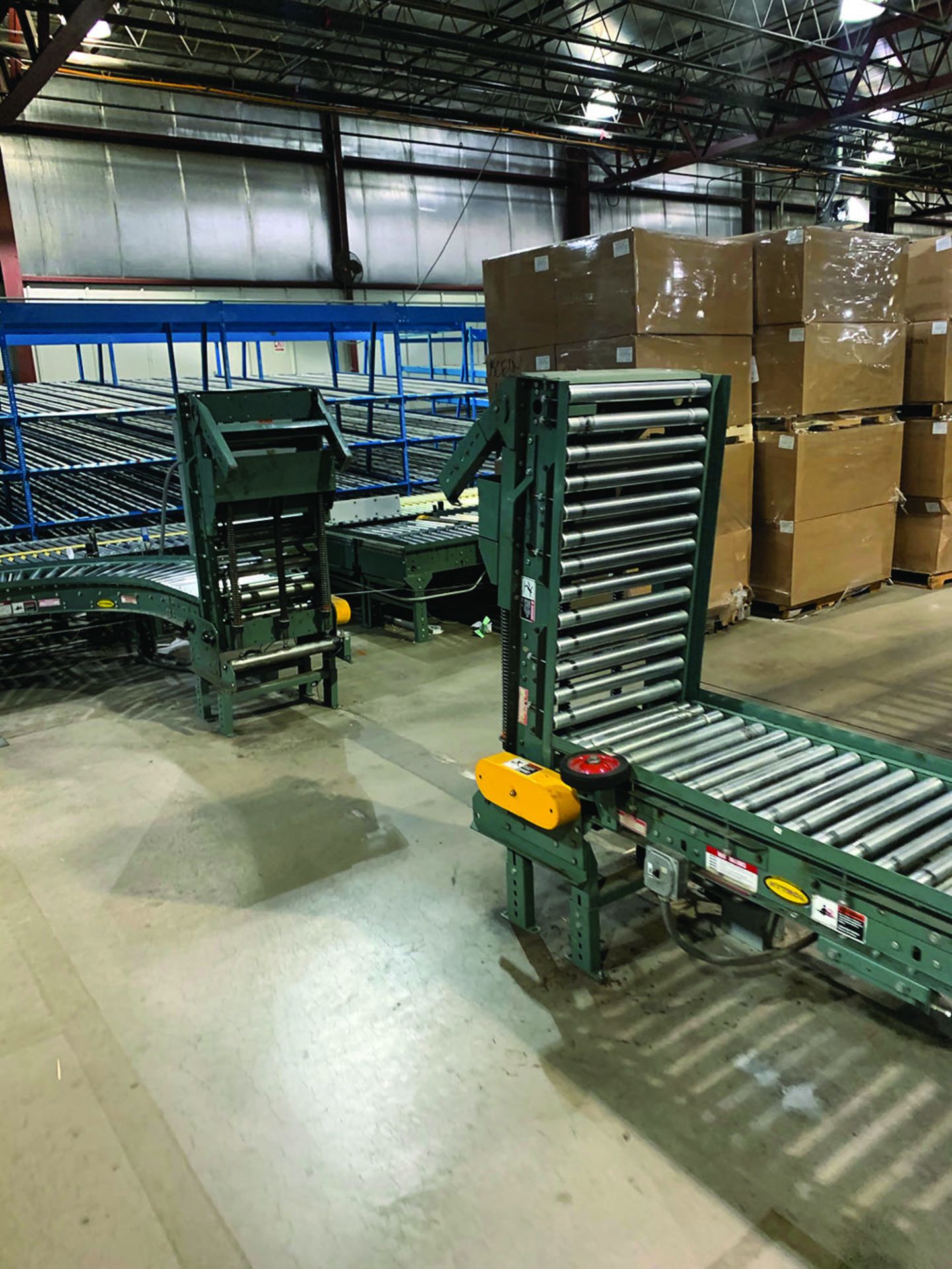 HYTROL POWER ROLLING CONVEYOR, VARIOUS WIDTH 36''-14'', WITH LASER SENSORS AND MULTIDIRECTIONAL - Image 10 of 13