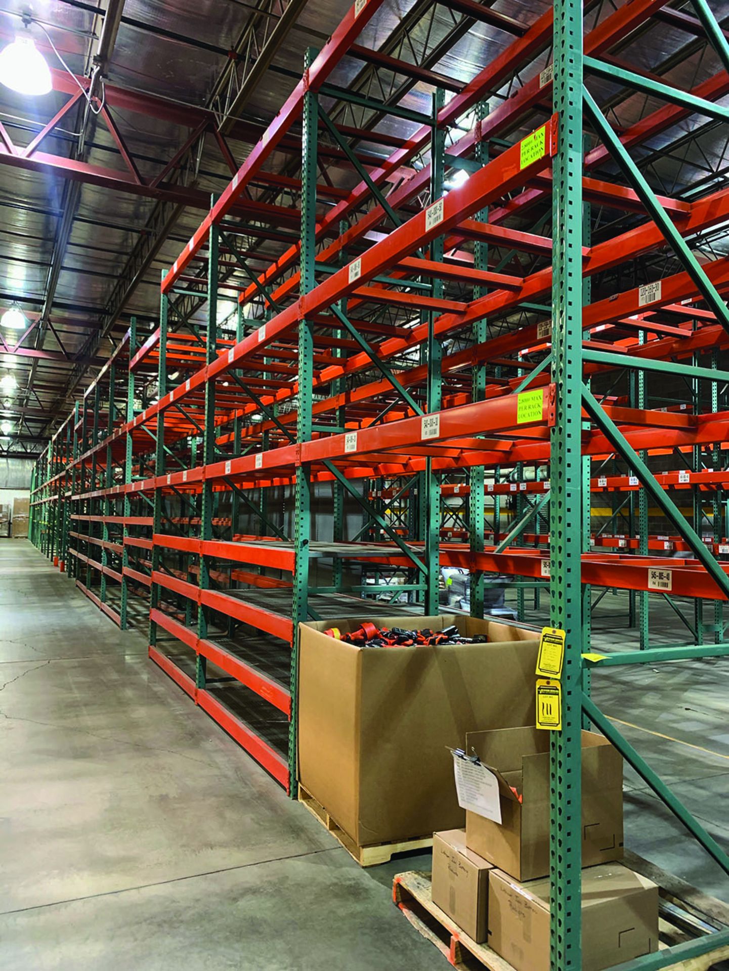 (42) BAYS OF INTERLAKE TEARDROP STYLE PALLET RACKING, (44) 16' X 42'' UPRIGHTS, (66) 5'' X 96''