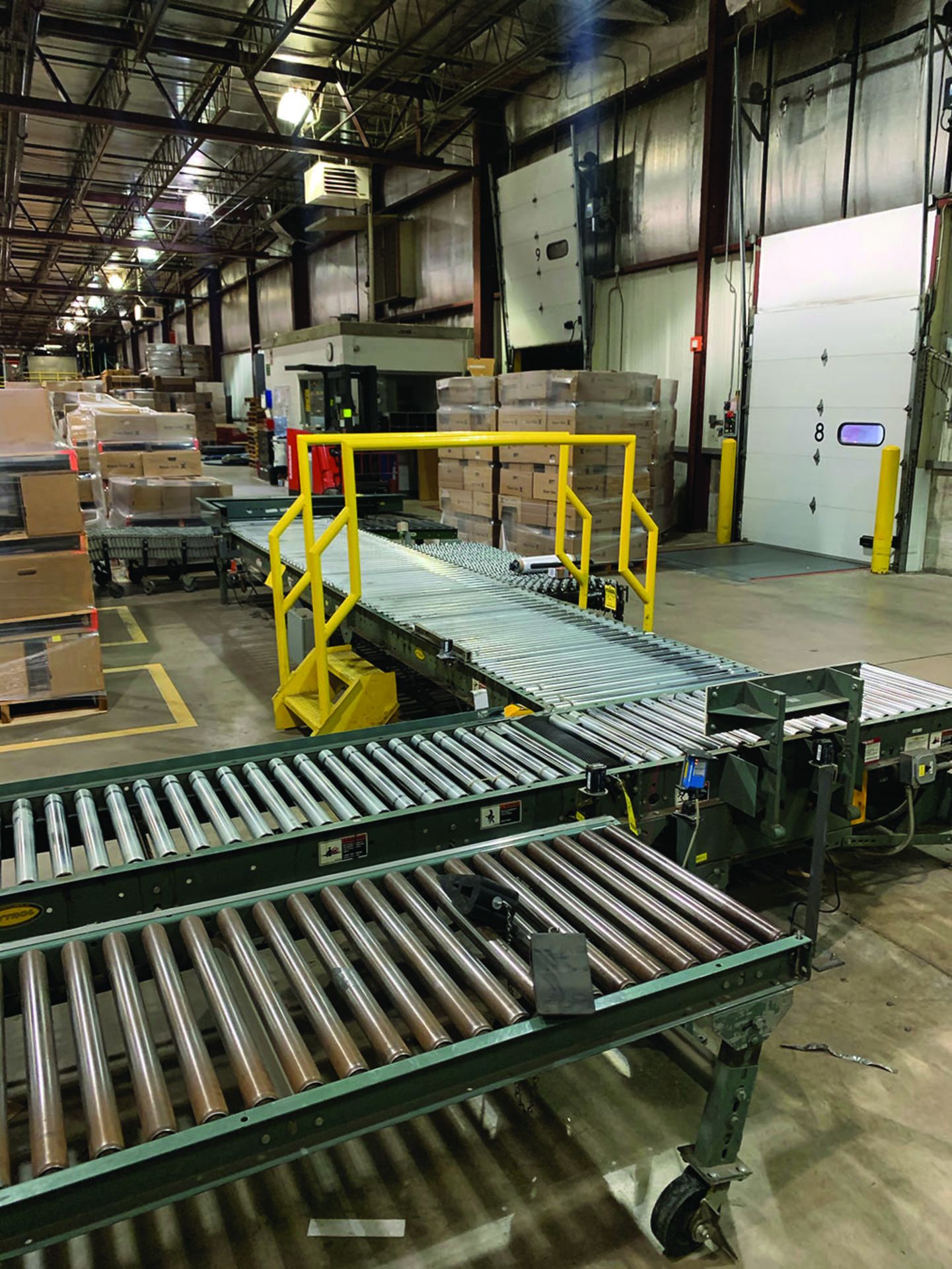 HYTROL POWER ROLLING CONVEYOR, VARIOUS WIDTH 36''-14'', WITH LASER SENSORS AND MULTIDIRECTIONAL