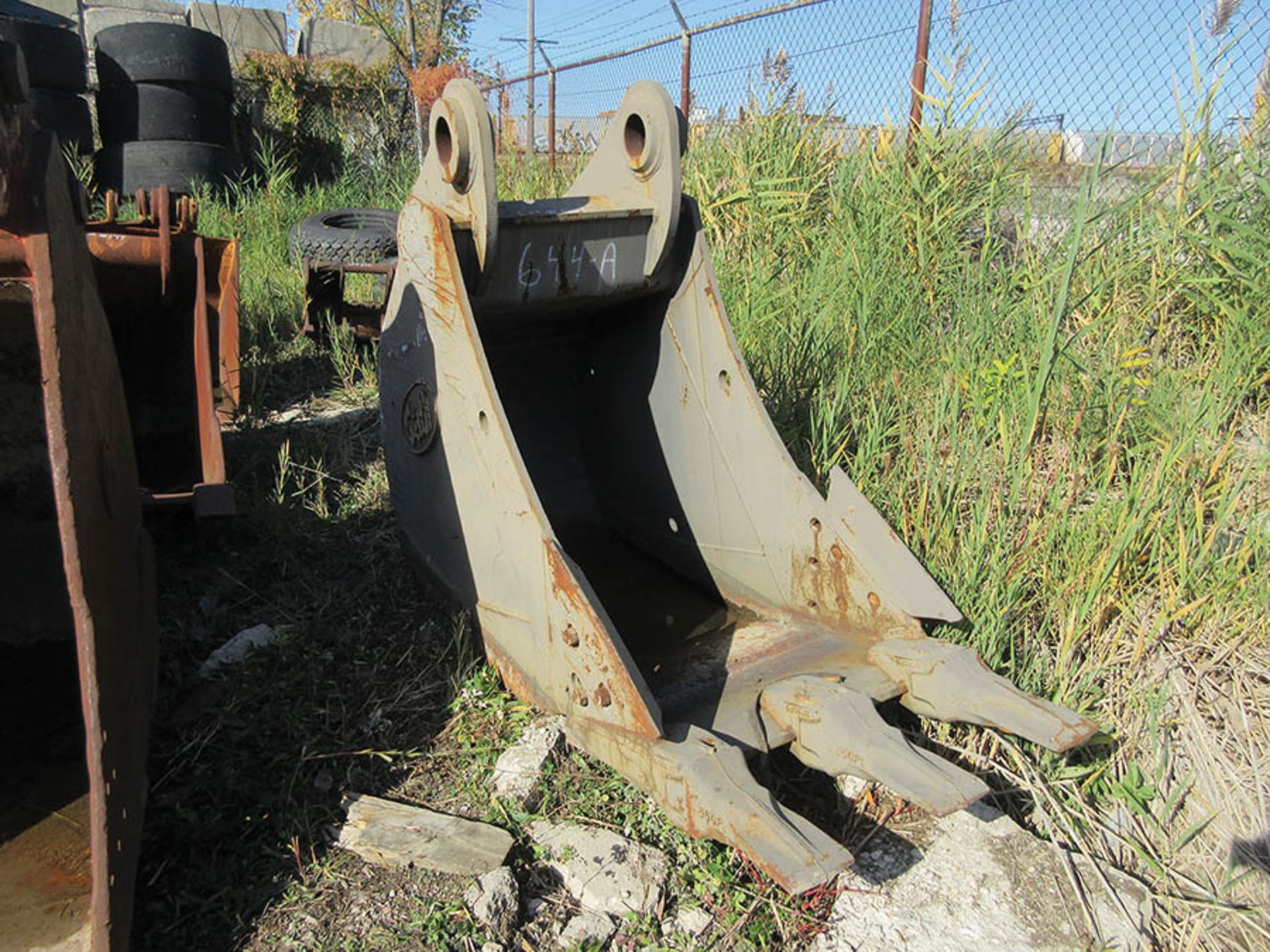 GEITH EXCAVATOR BUCKET 30'' W., FITS VOLVO EC360LC