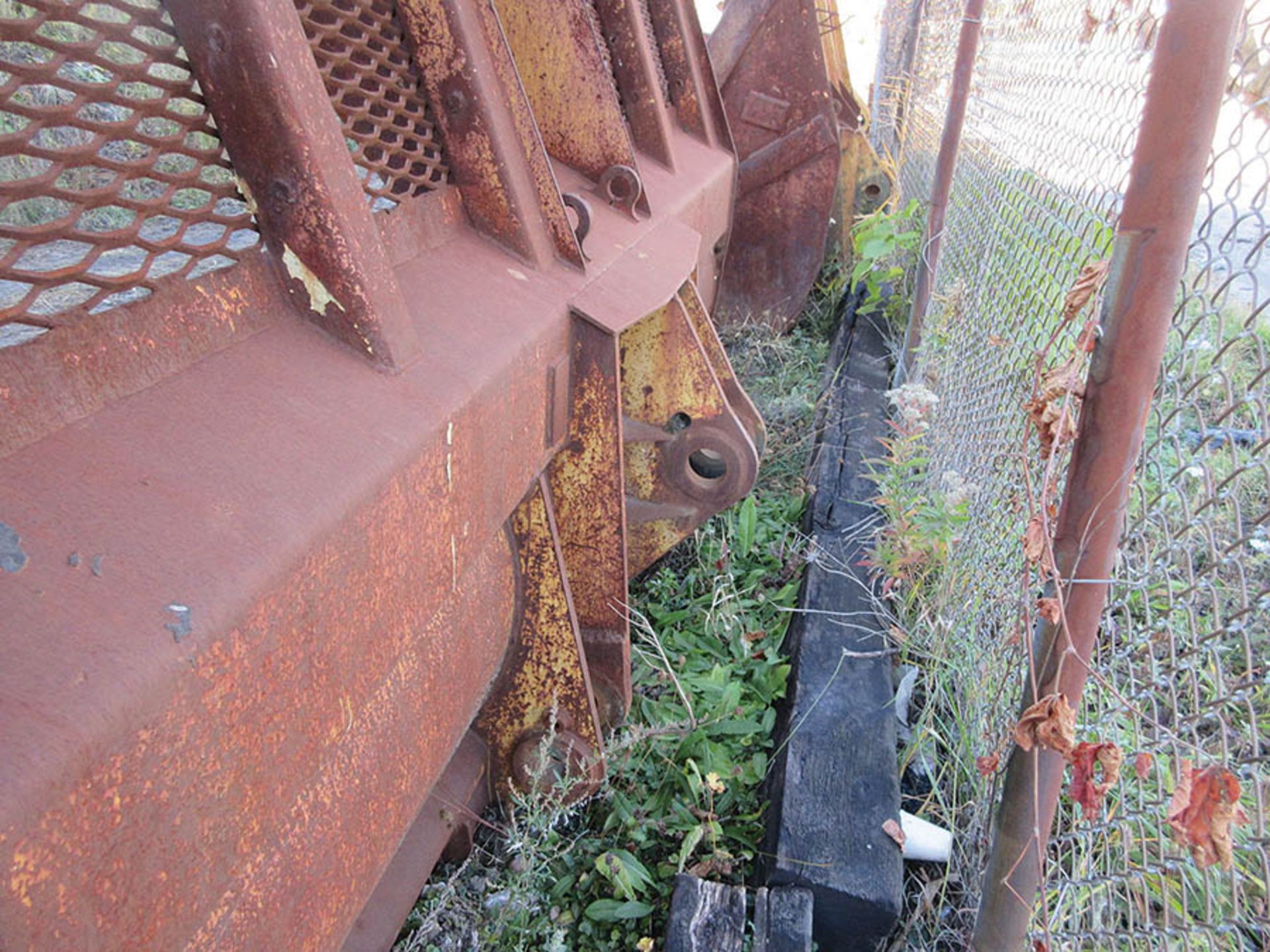 966D WHEEL LOADER BUCKET, 130'' W. - Image 2 of 2