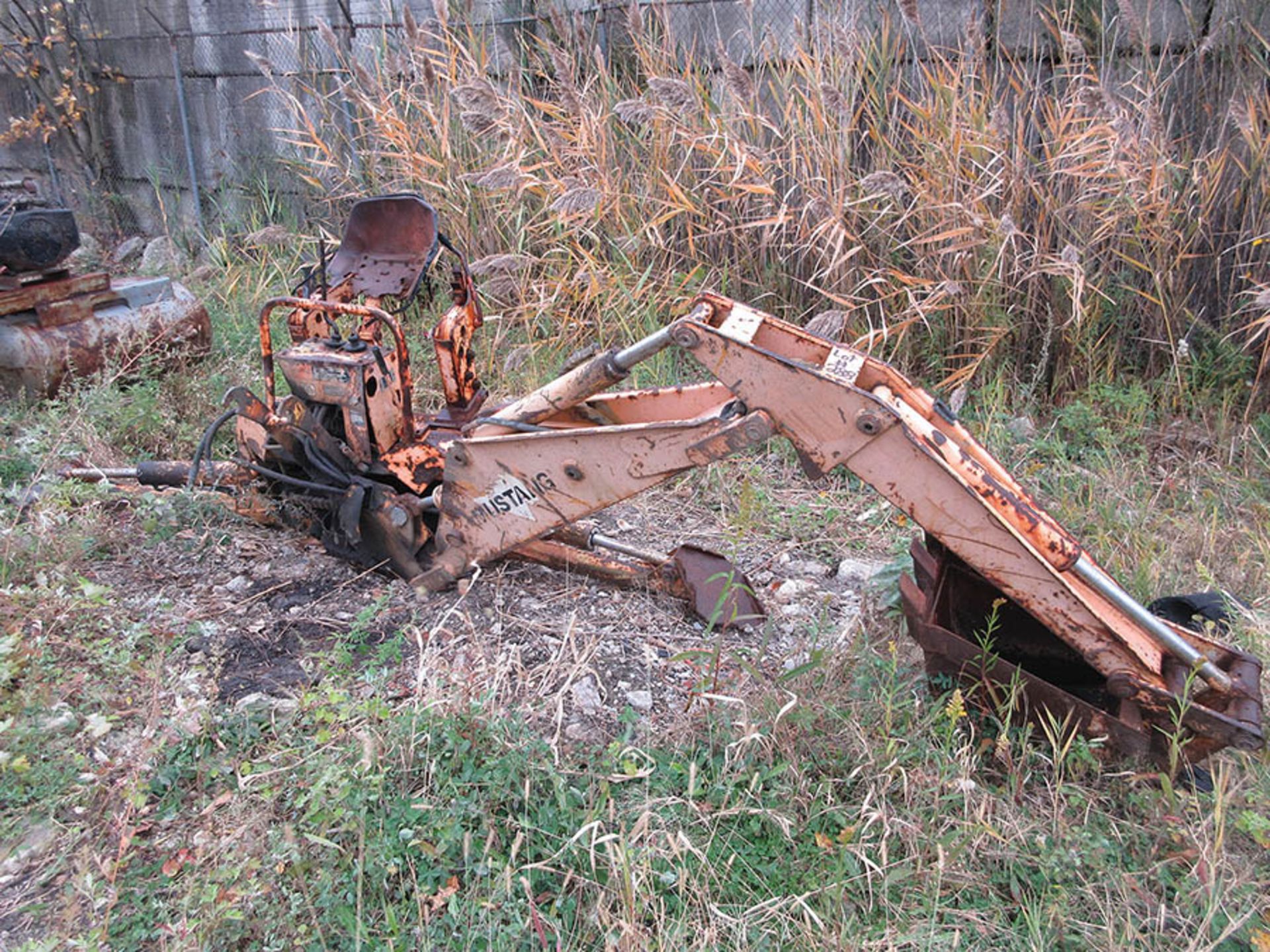 MUSTANG BACKHOE ATTACHMENT FOR SKID STEER LOADER