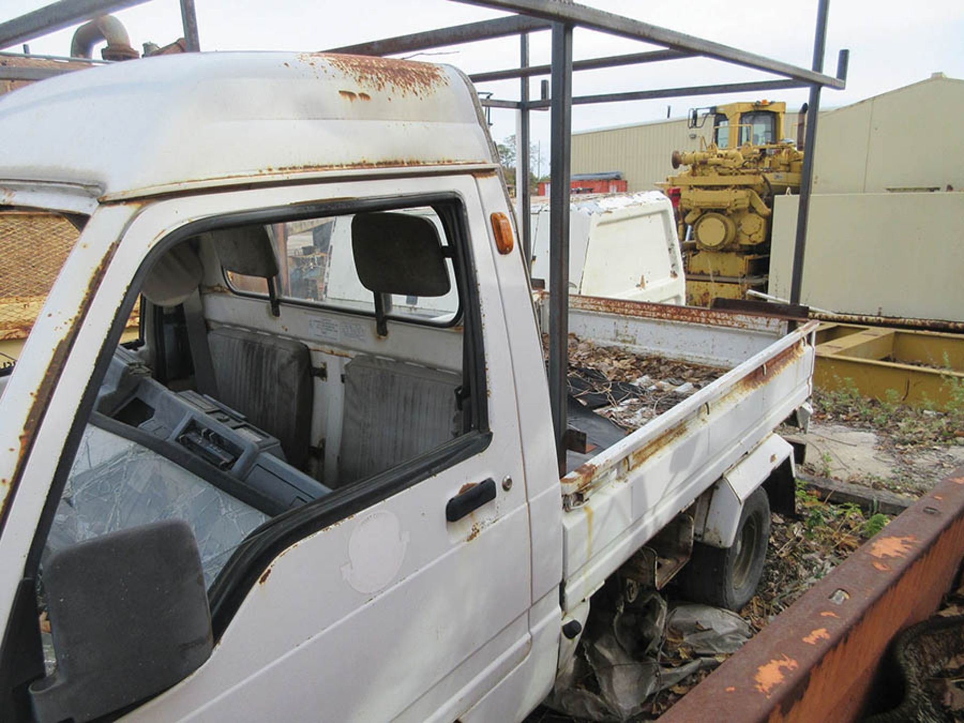 MITSUBISHI 2-SEAT FACTORY SERVICE VEHICLE, 6' BED - Image 3 of 6