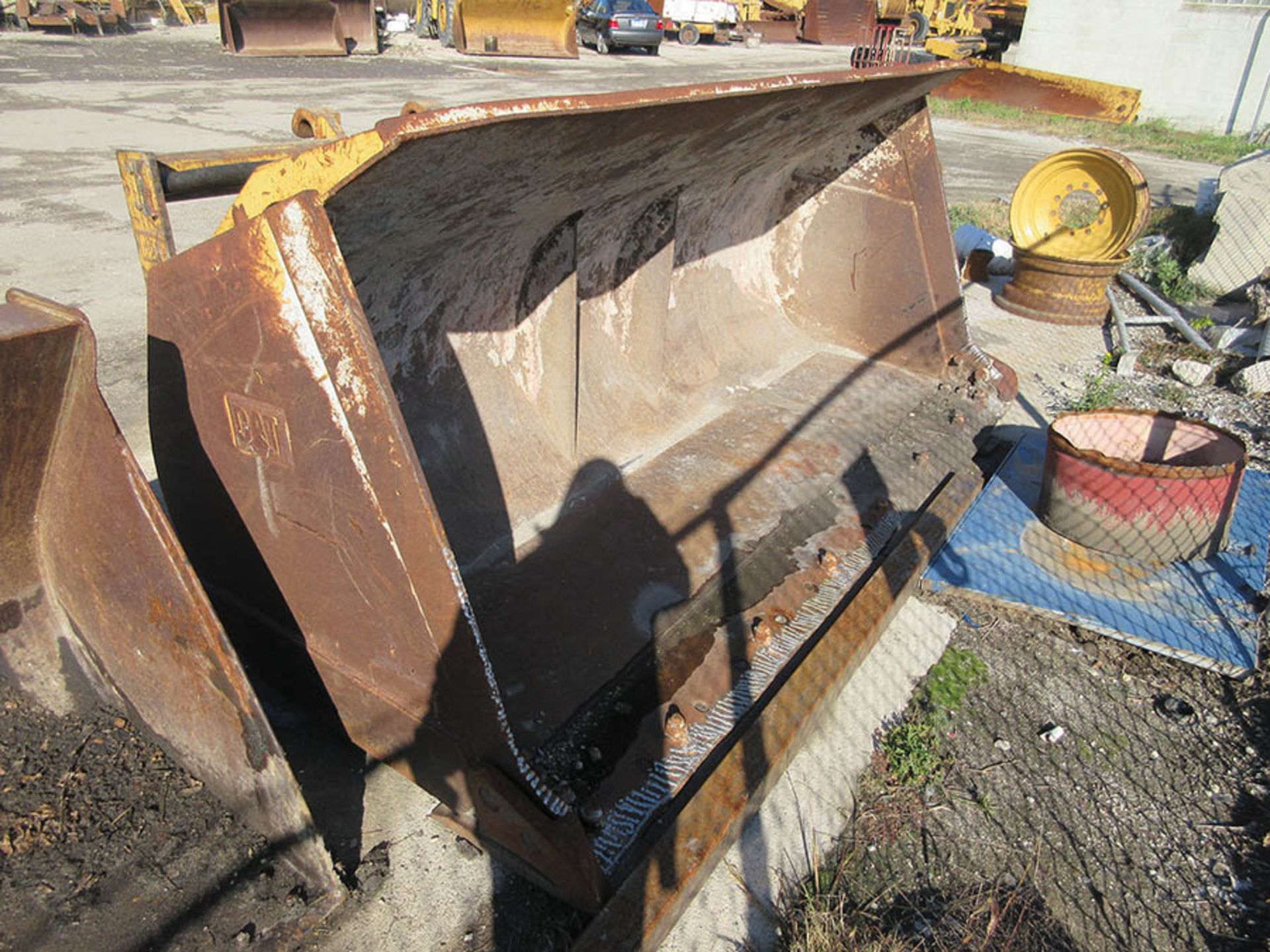 966G WHEEL LOADER BUCKET, 125'' W.