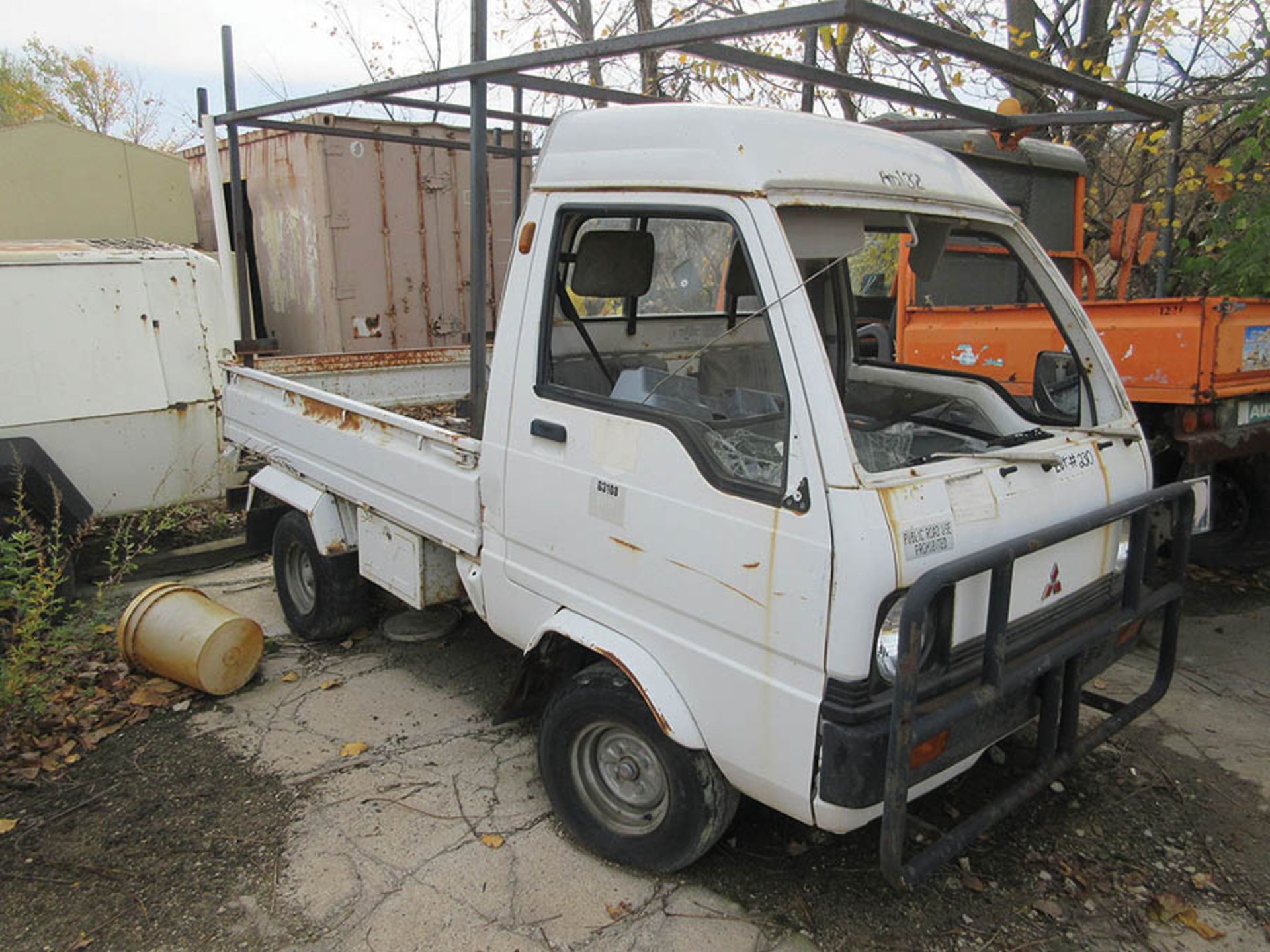 MITSUBISHI 2-SEAT FACTORY SERVICE VEHICLE, 6' BED - Image 6 of 6